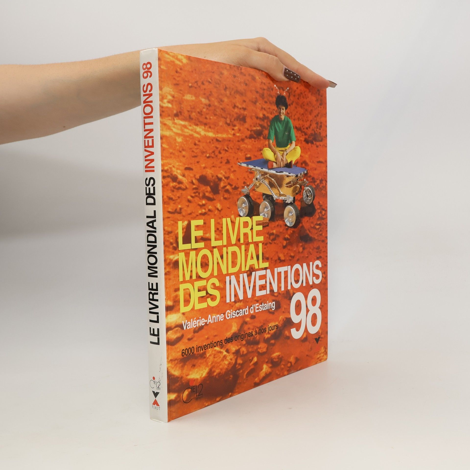 Valérie-Anne Giscard dEstaing Le livre mondial des inventions 1998