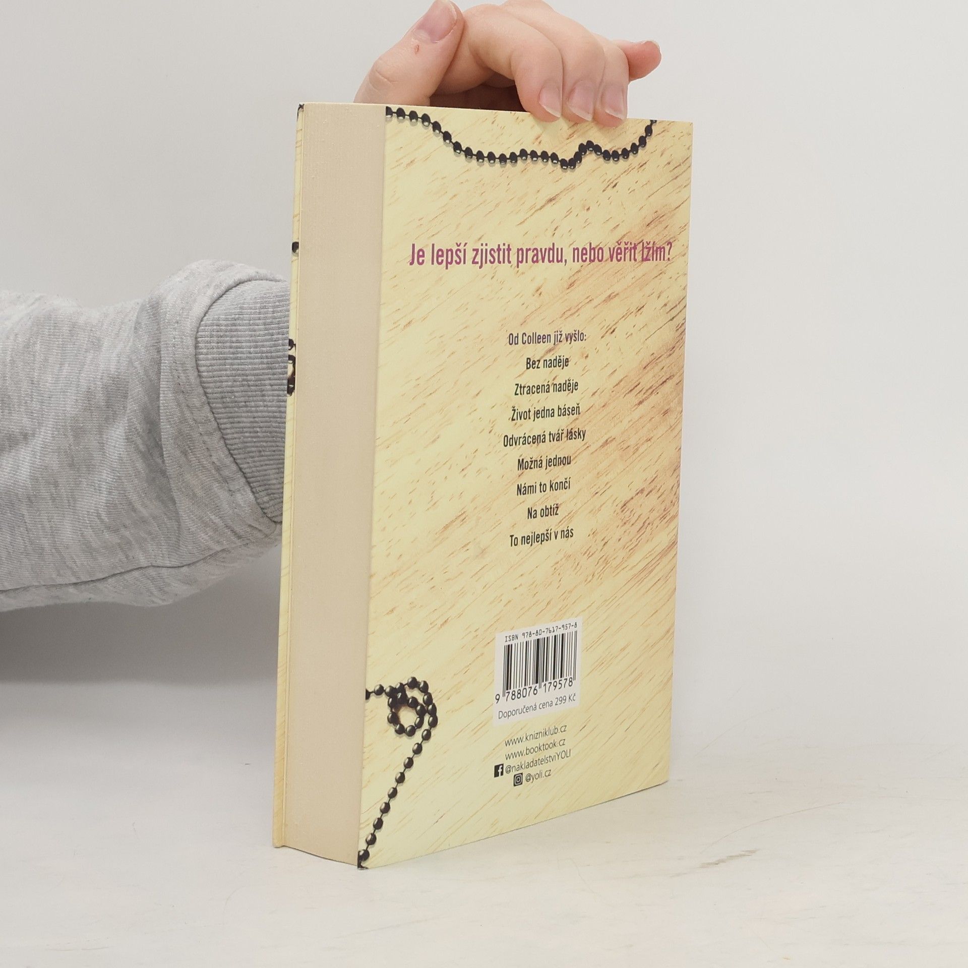 Colleen Hoover Bez naděje
