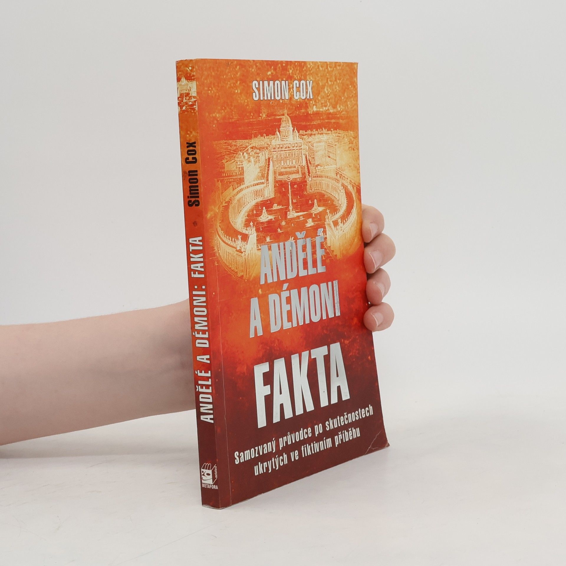 Simon Cox Andělé a démoni : fakta