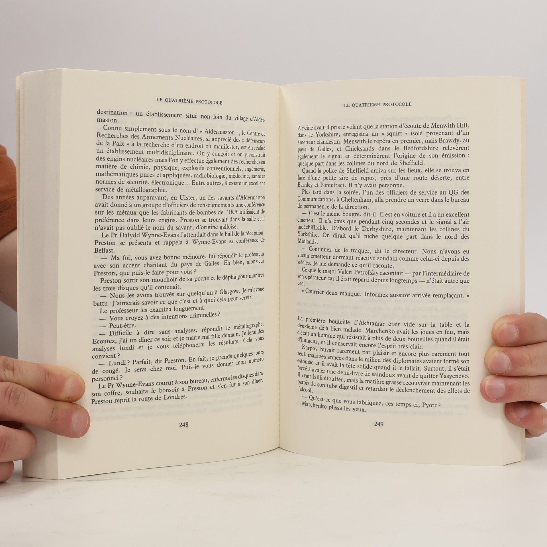 Frederick Forsyth Le quatrième protocole
