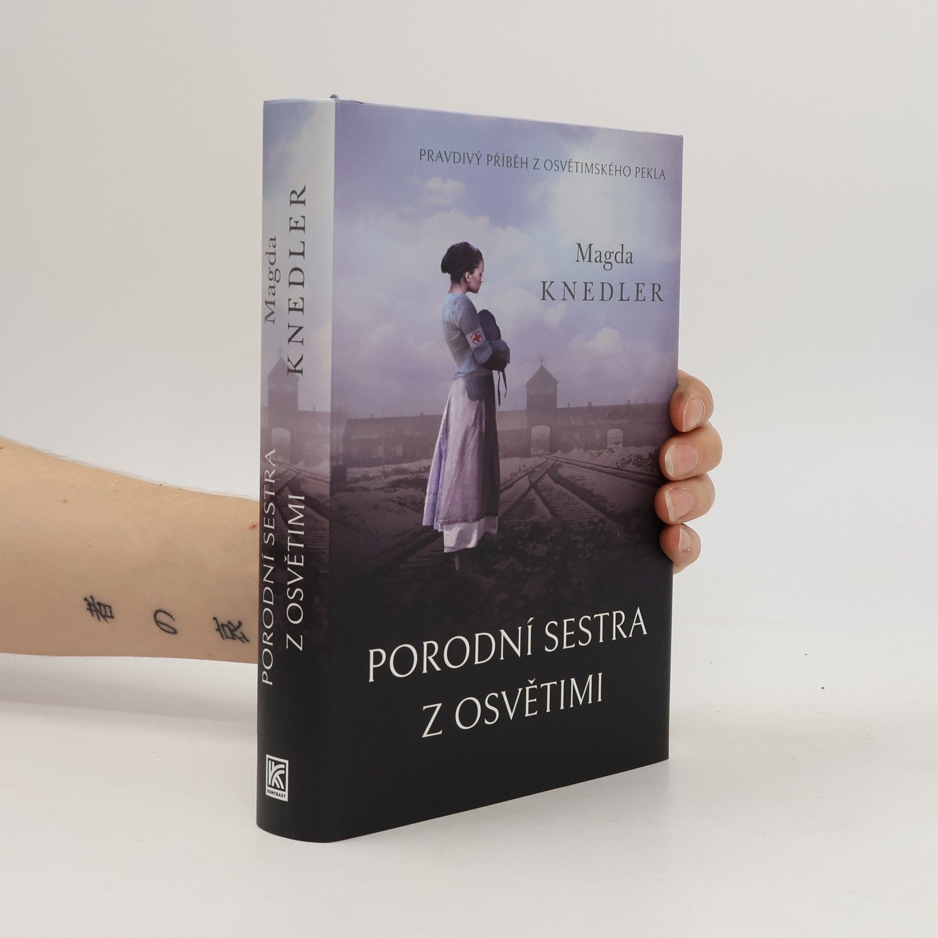 Magdalena Knedler Porodní sestra z Osvětimi