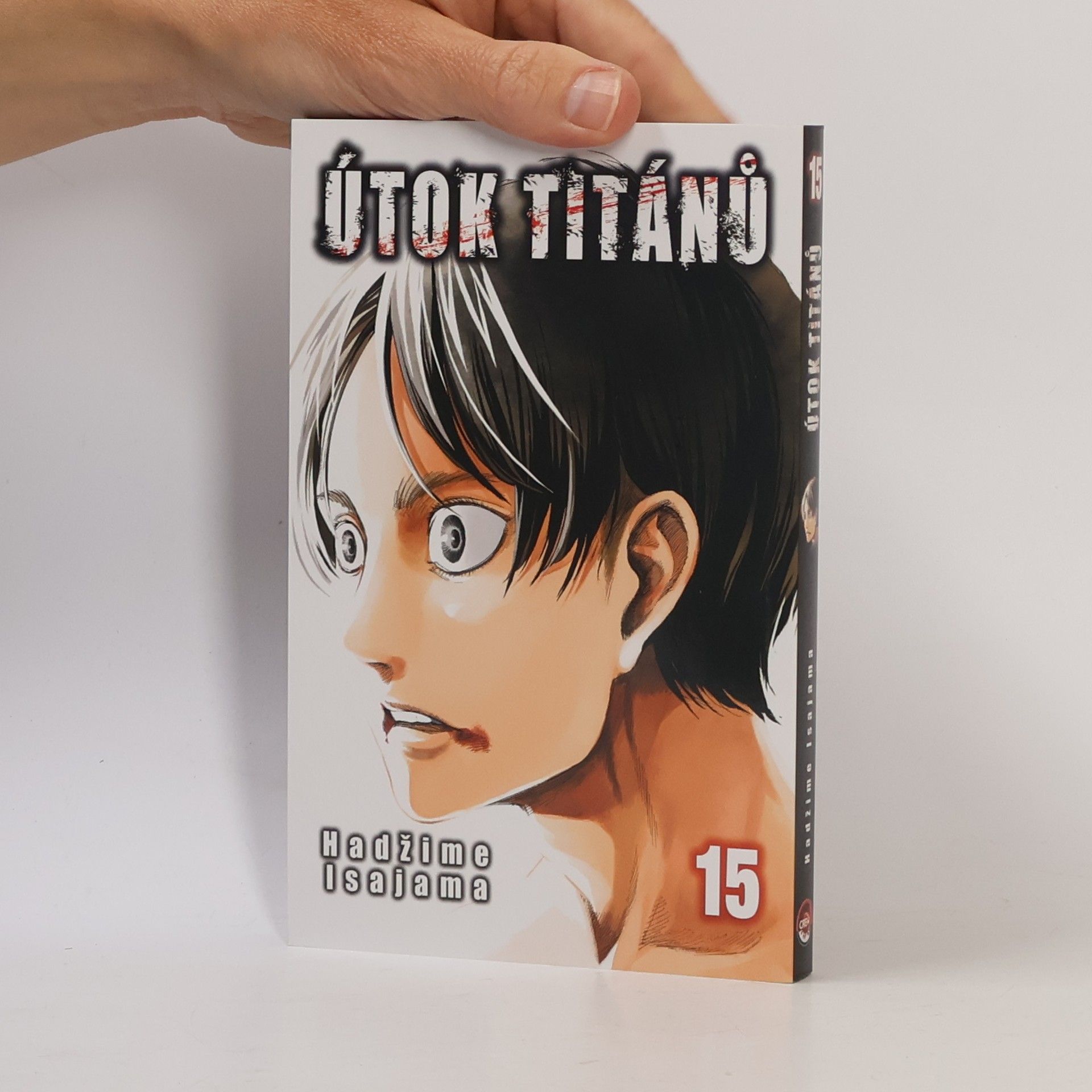 Hajime Isayama Útok titánů 15