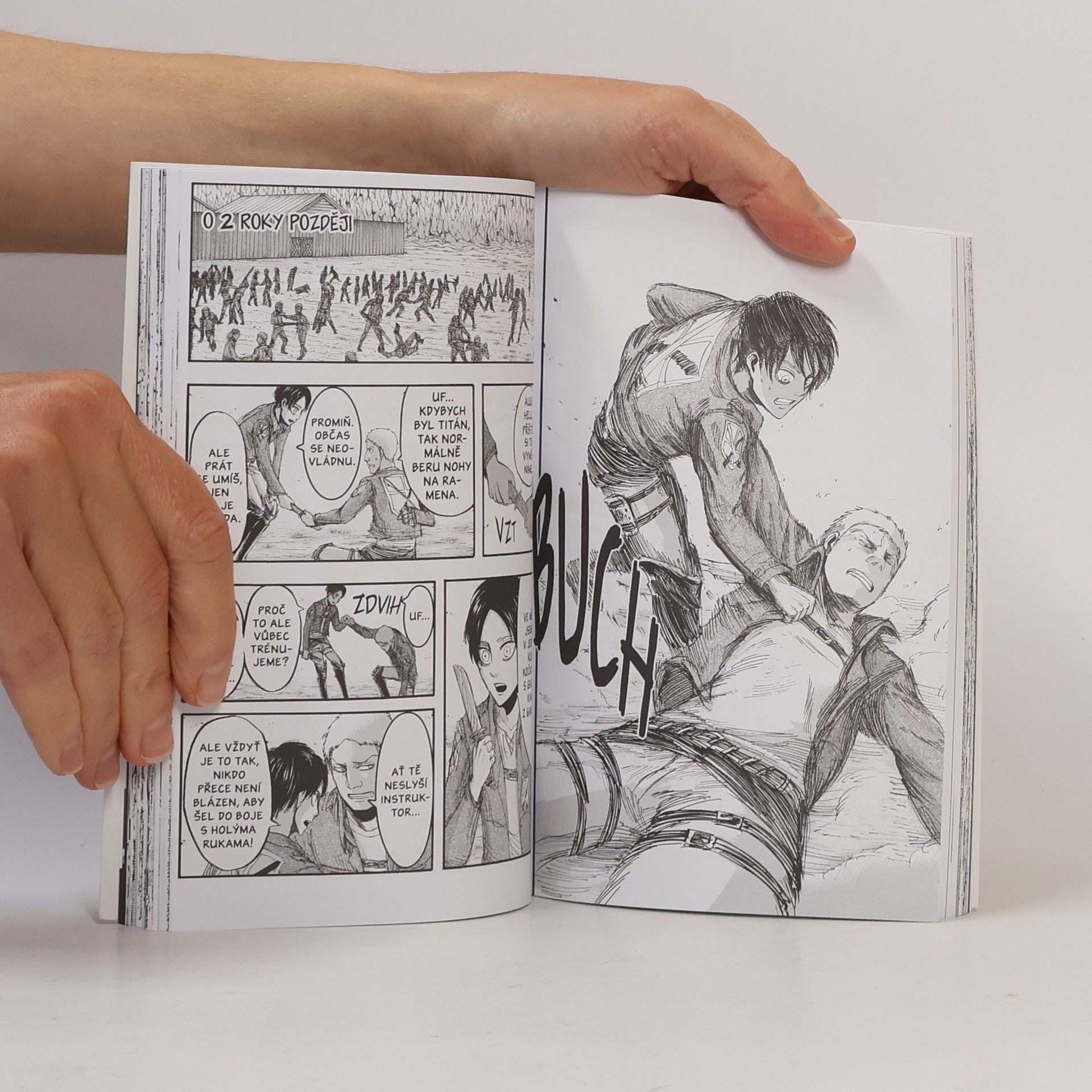 Hajime Isayama Útok titánů. 4