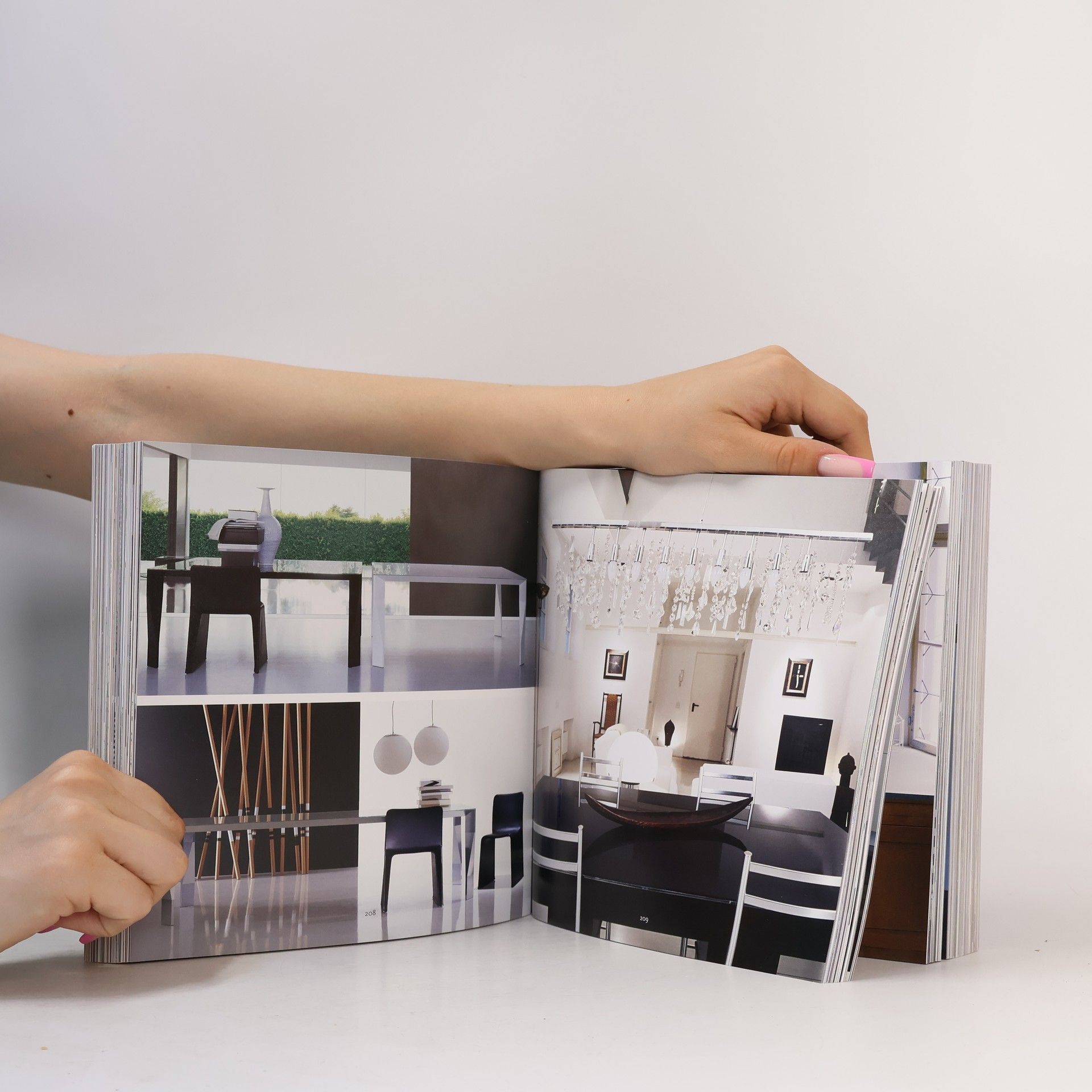 Daniela Santos Quartino Modern interior design = Nowoczesna aranżacja wnętrz = Moderní design interiérů = Modern belsőépítészet