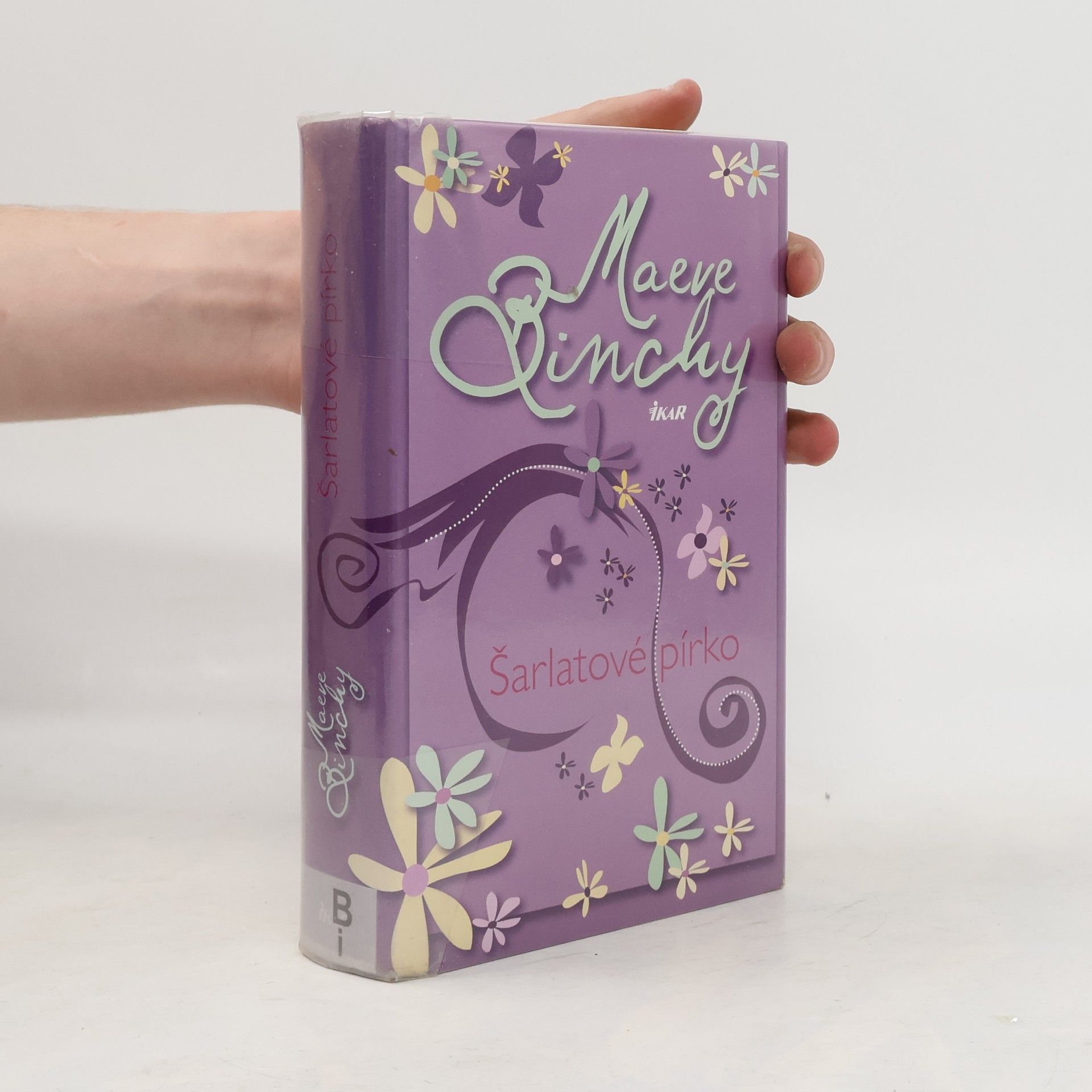 Maeve Binchy Šarlatové pírko