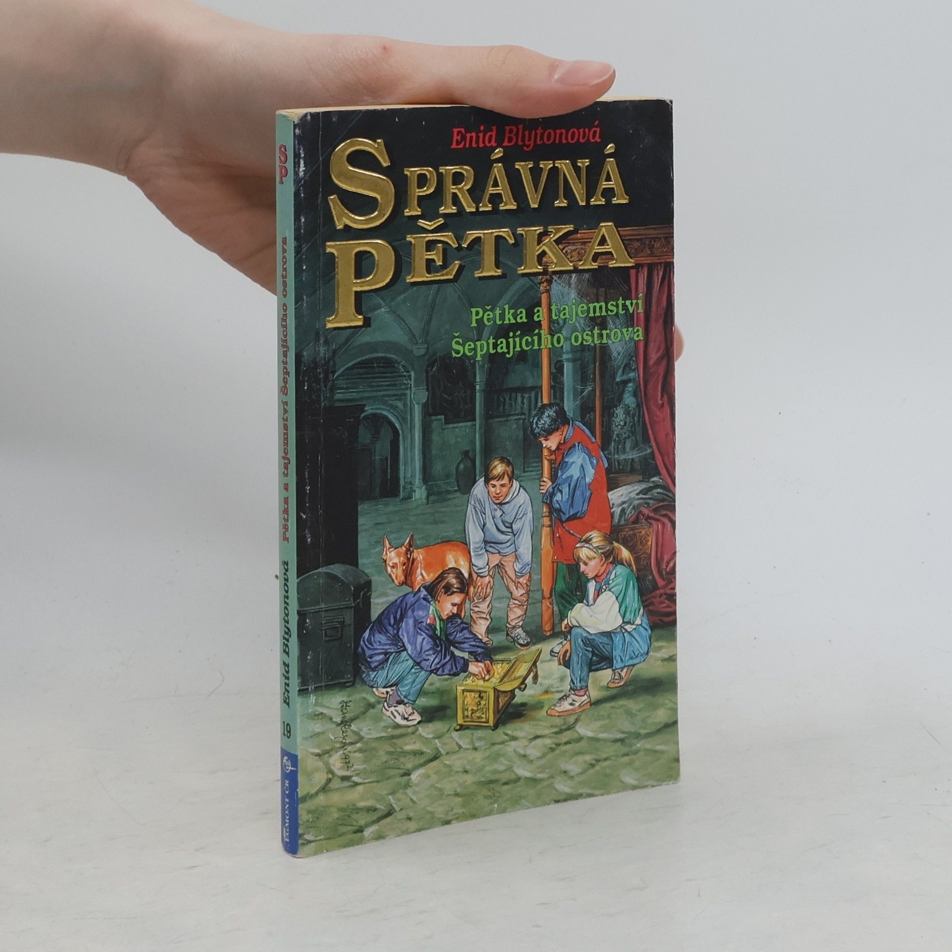 Enid Blyton Správná pětka. Pětka a tajemství Šeptajícího ostrova