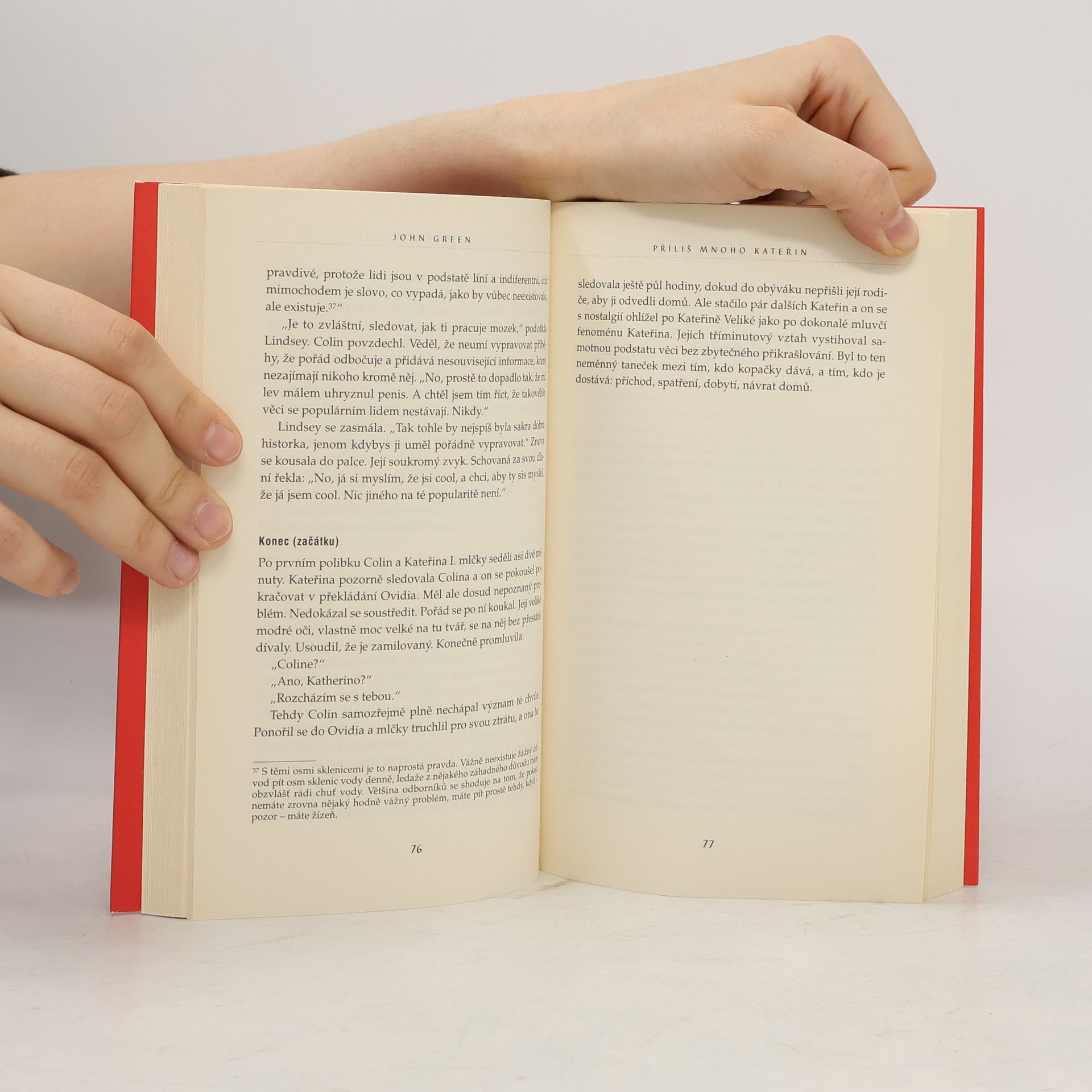 John Green Příliš mnoho Kateřin