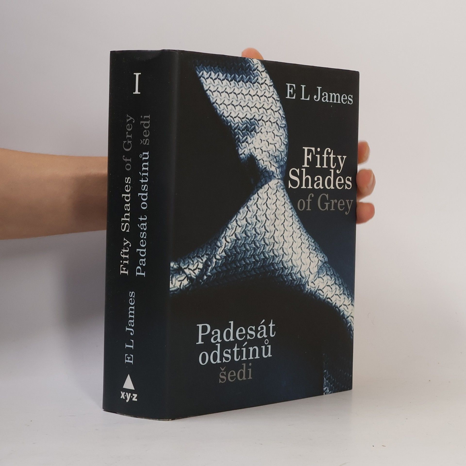 E L James Padesát odstínů šedi