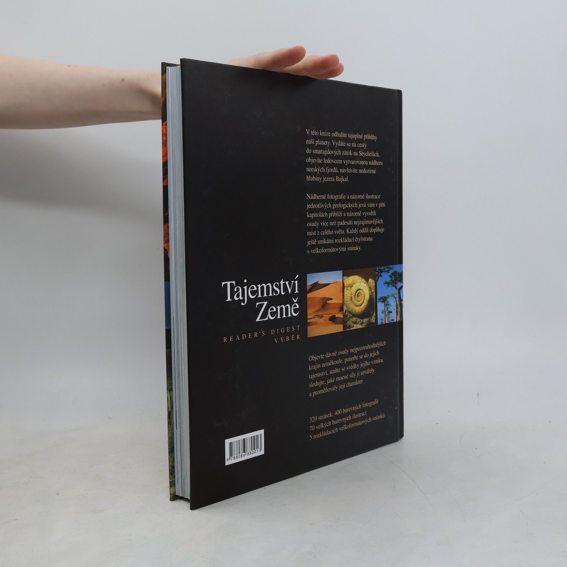 Collectif d'auteurs Tajemství Země