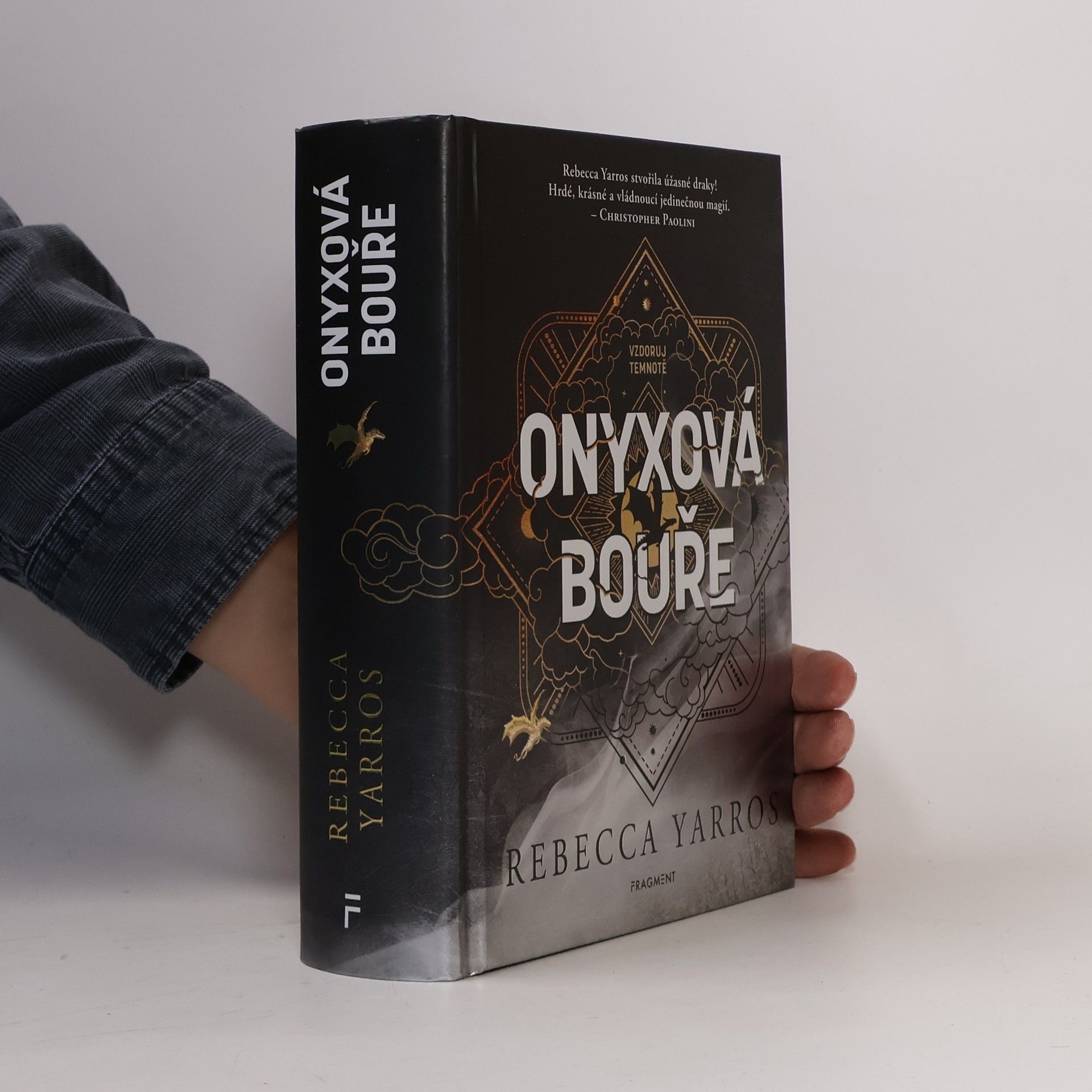 Rebecca Yarros Onyxová bouře