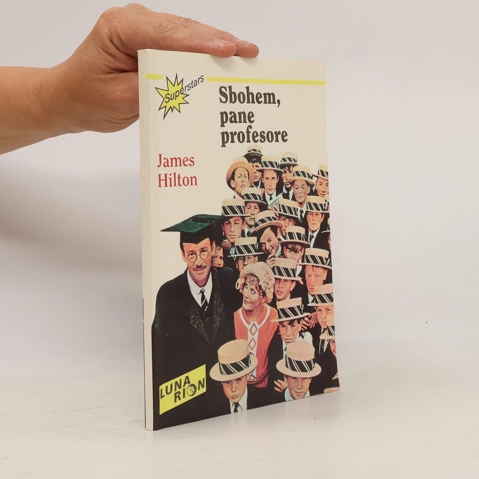 James Hilton Sbohem, pane profesore