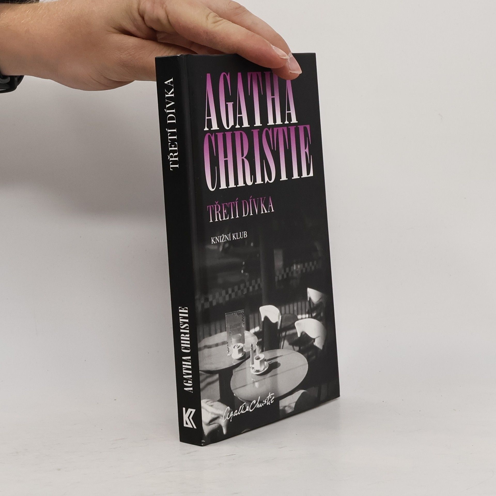 Agatha Christie Třetí dívka