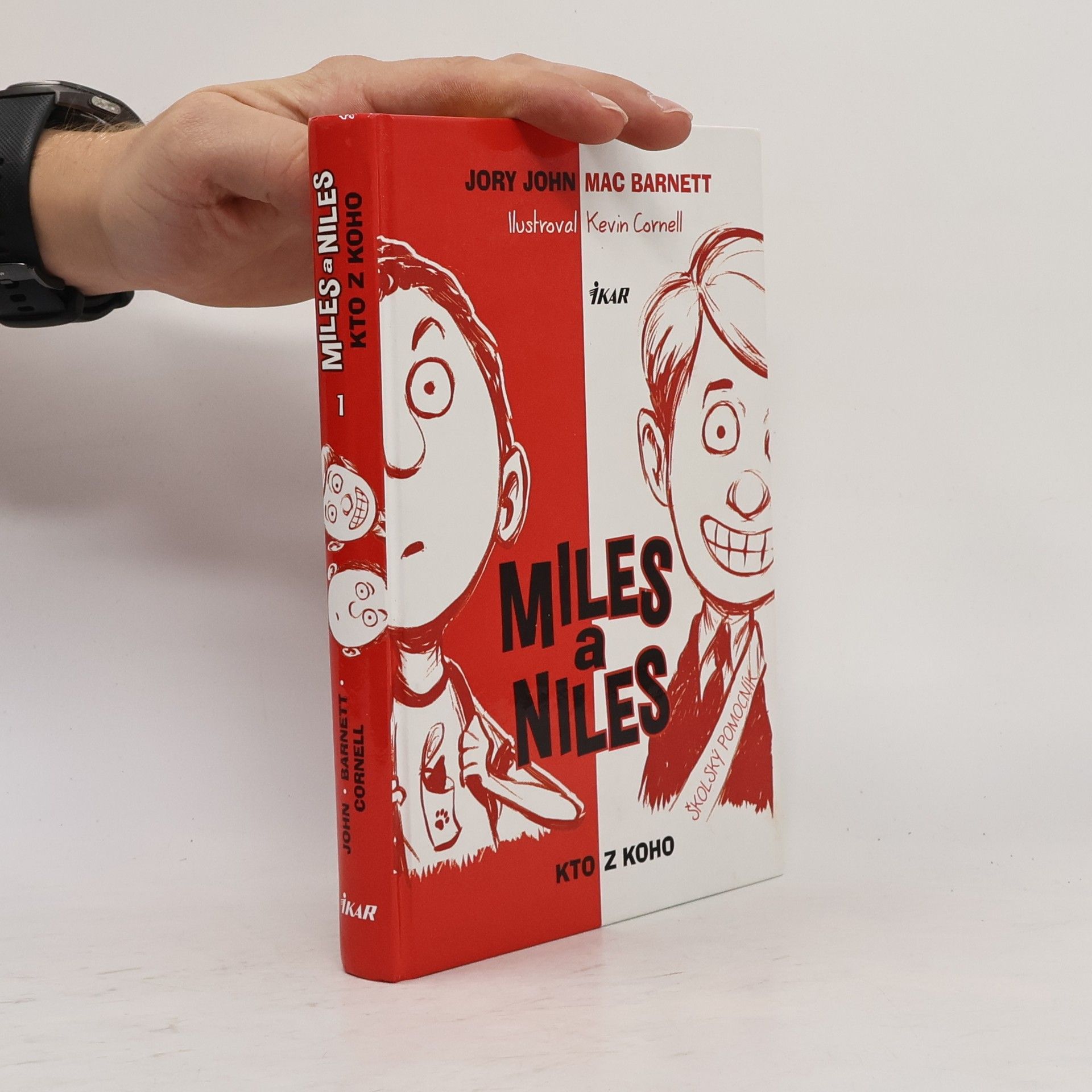 Mac Barnett Miles a Niles: Kto z koho