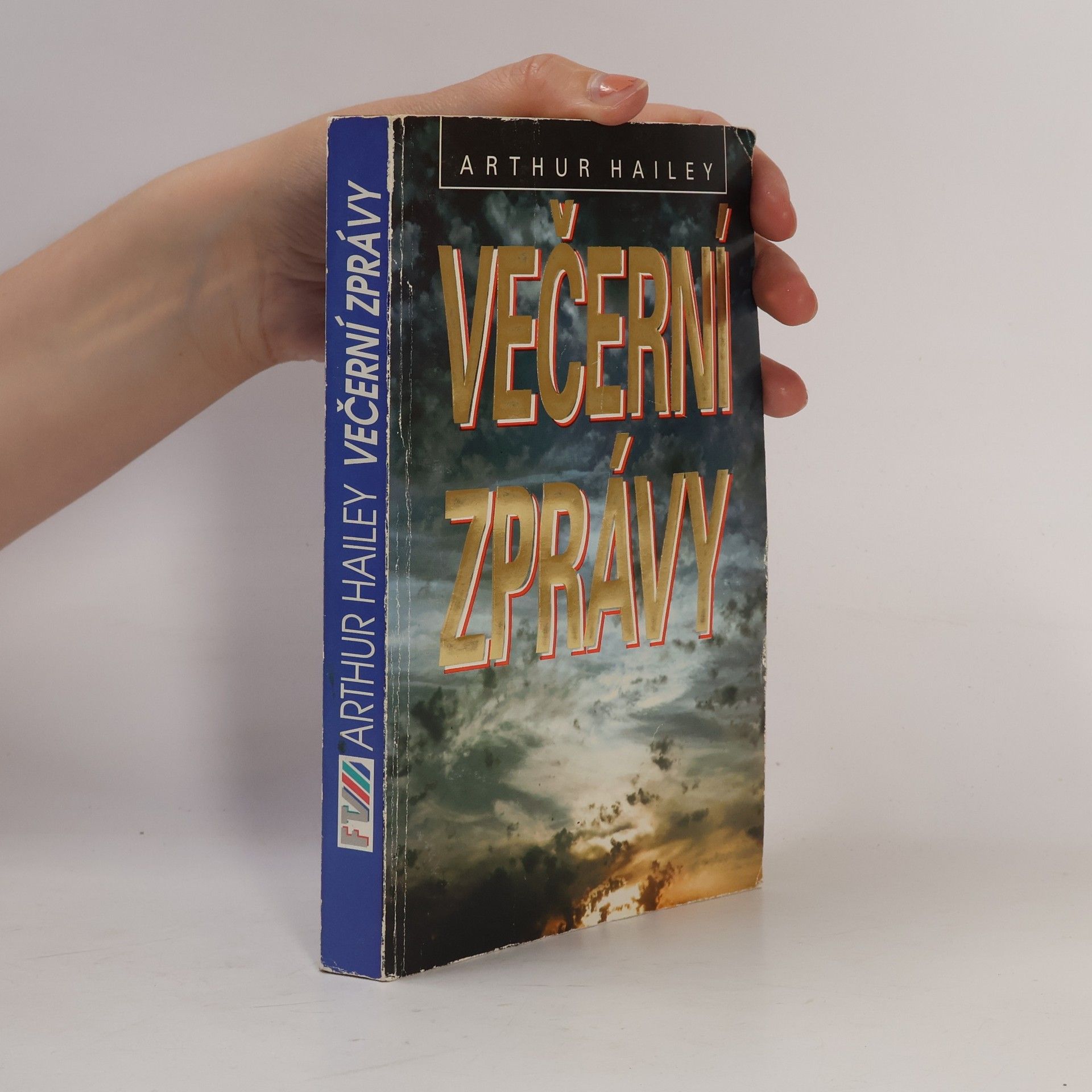 Arthur Hailey Večerní zprávy