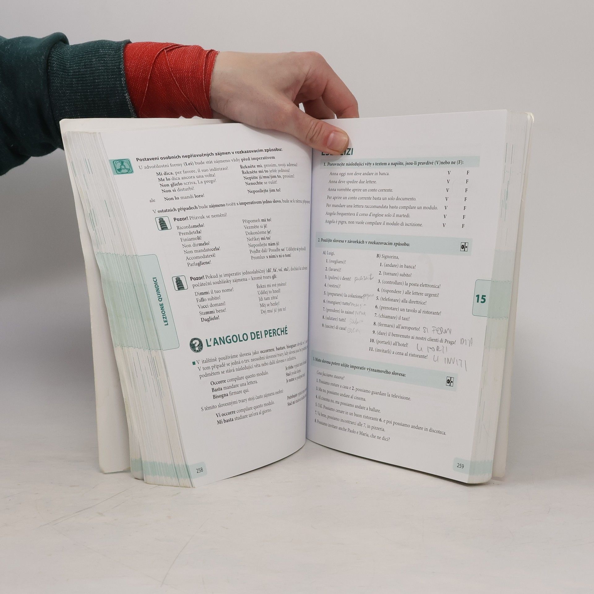 Vlastimila Pospíšilová Učebnice současné italštiny = Manuale di Italiano contemporaneo 1. díl