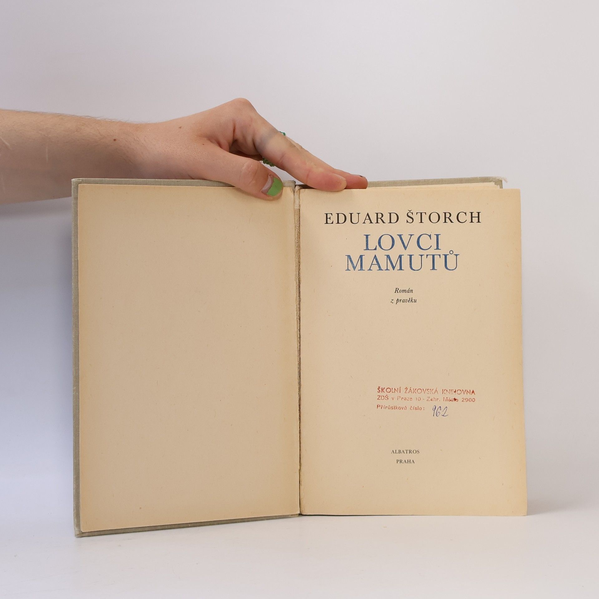 Eduard Štorch Lovci mamutů