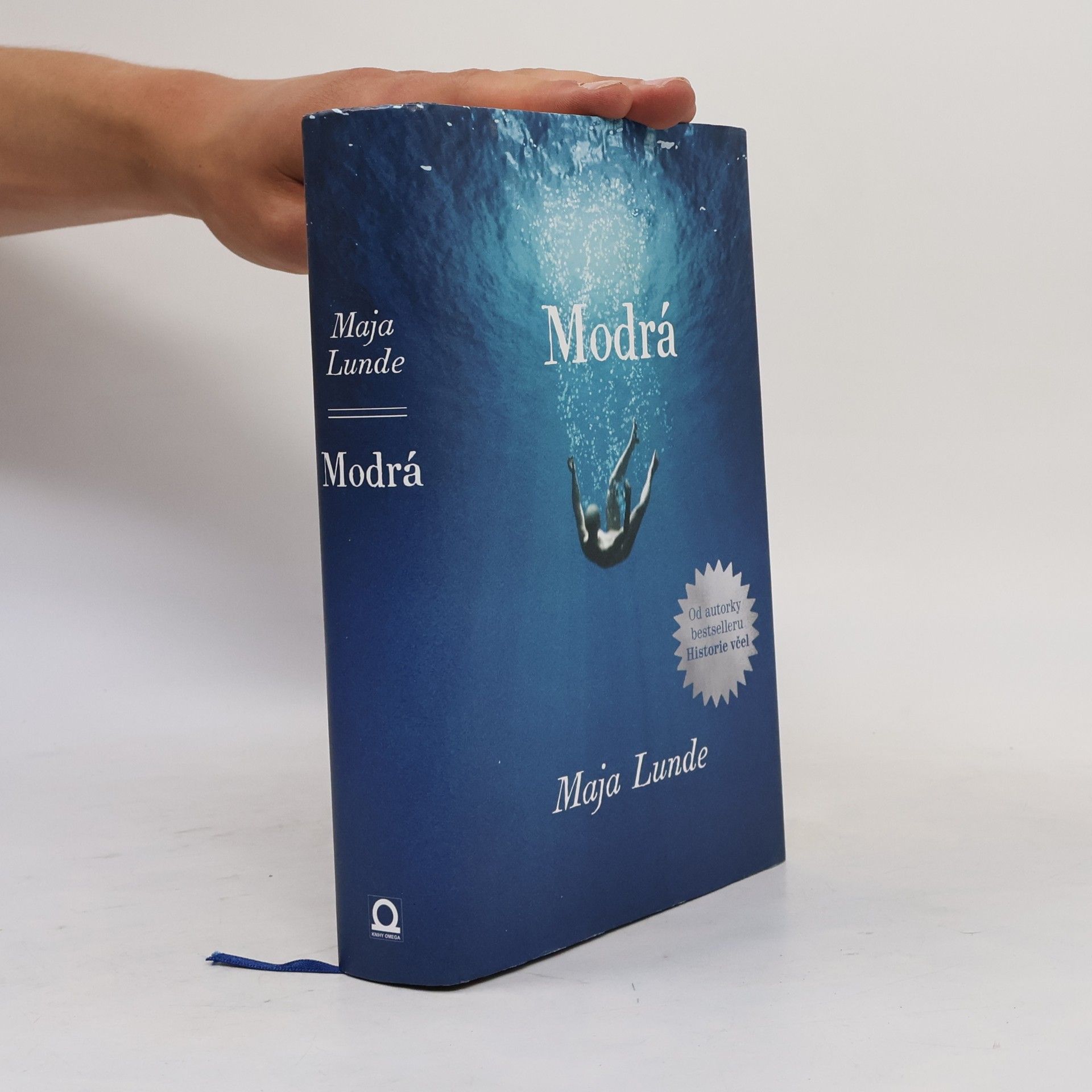 Modrá