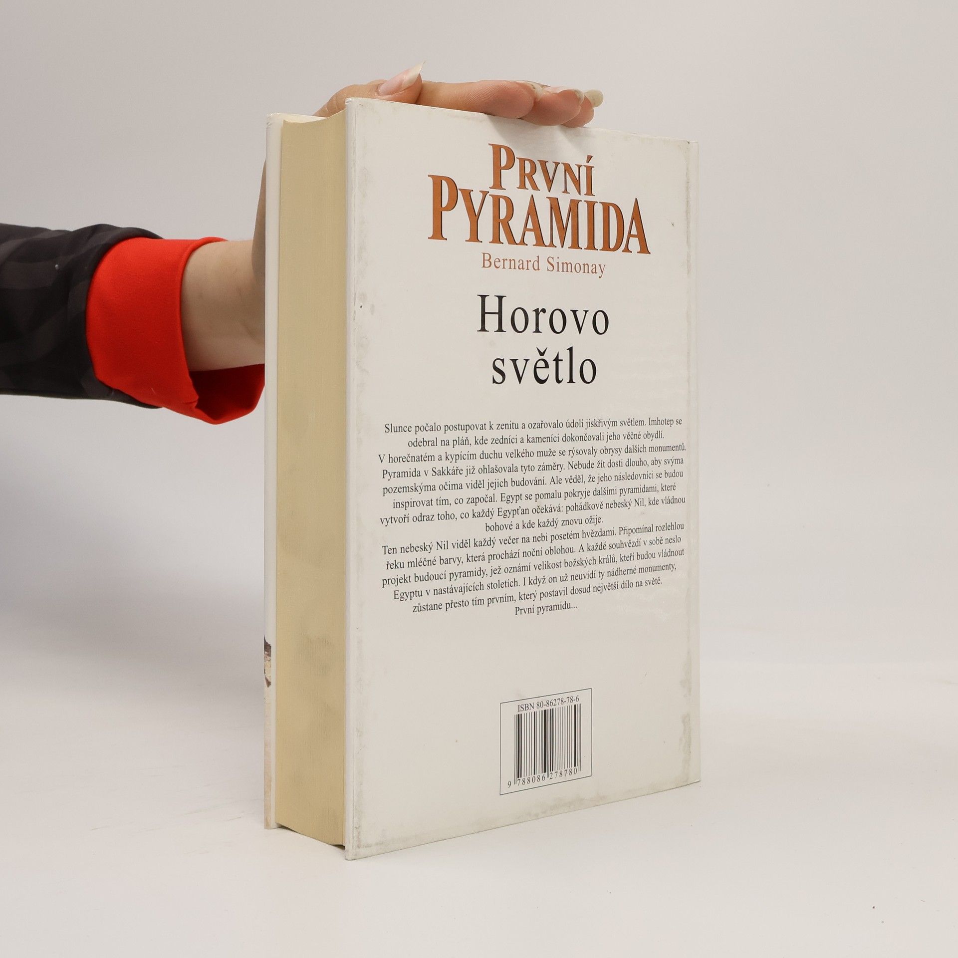 Bernard Simonay První pyramida. [3], Horovo světlo