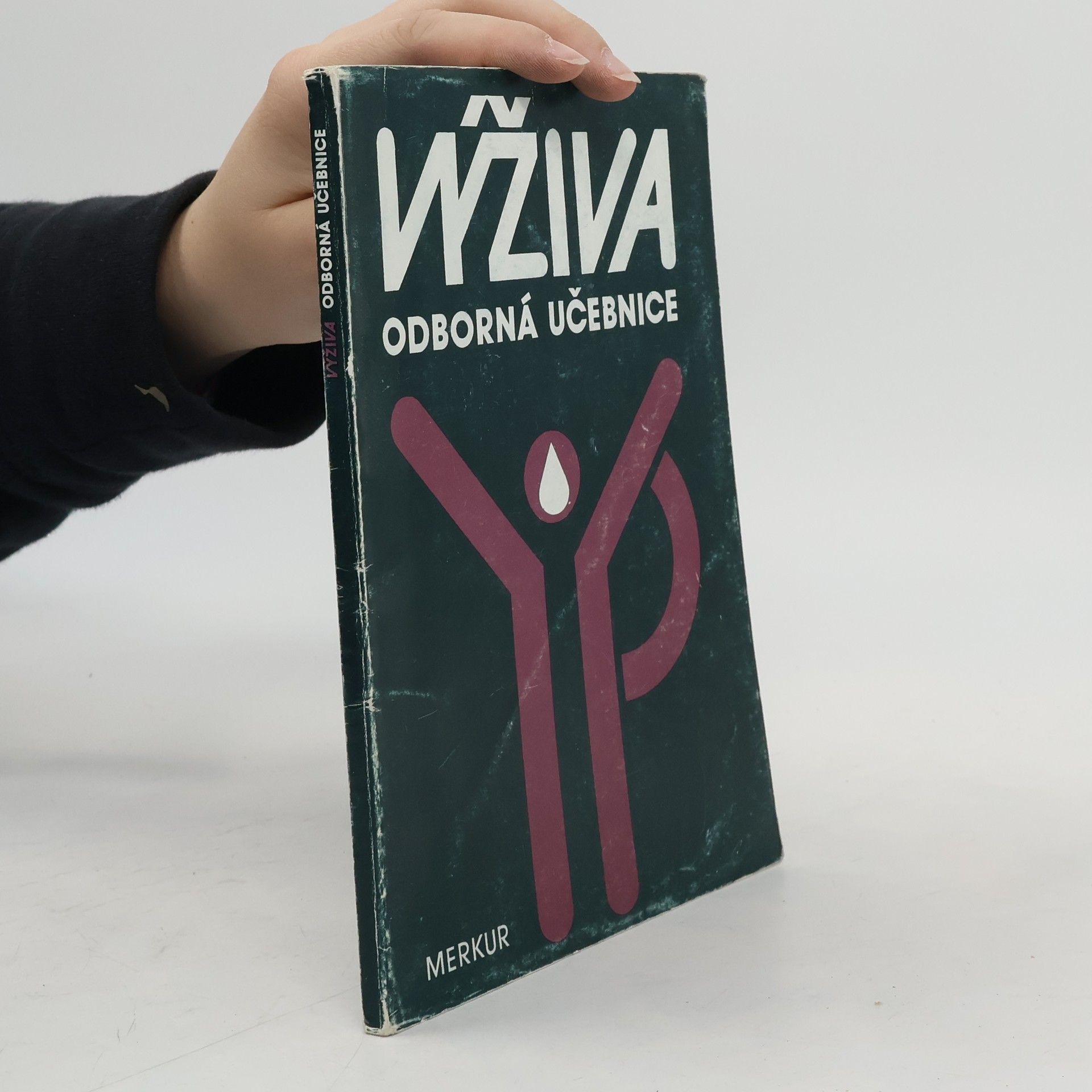 Róbert Šimončič Výživa - odborná učebnice pro kuchaře a číšníky