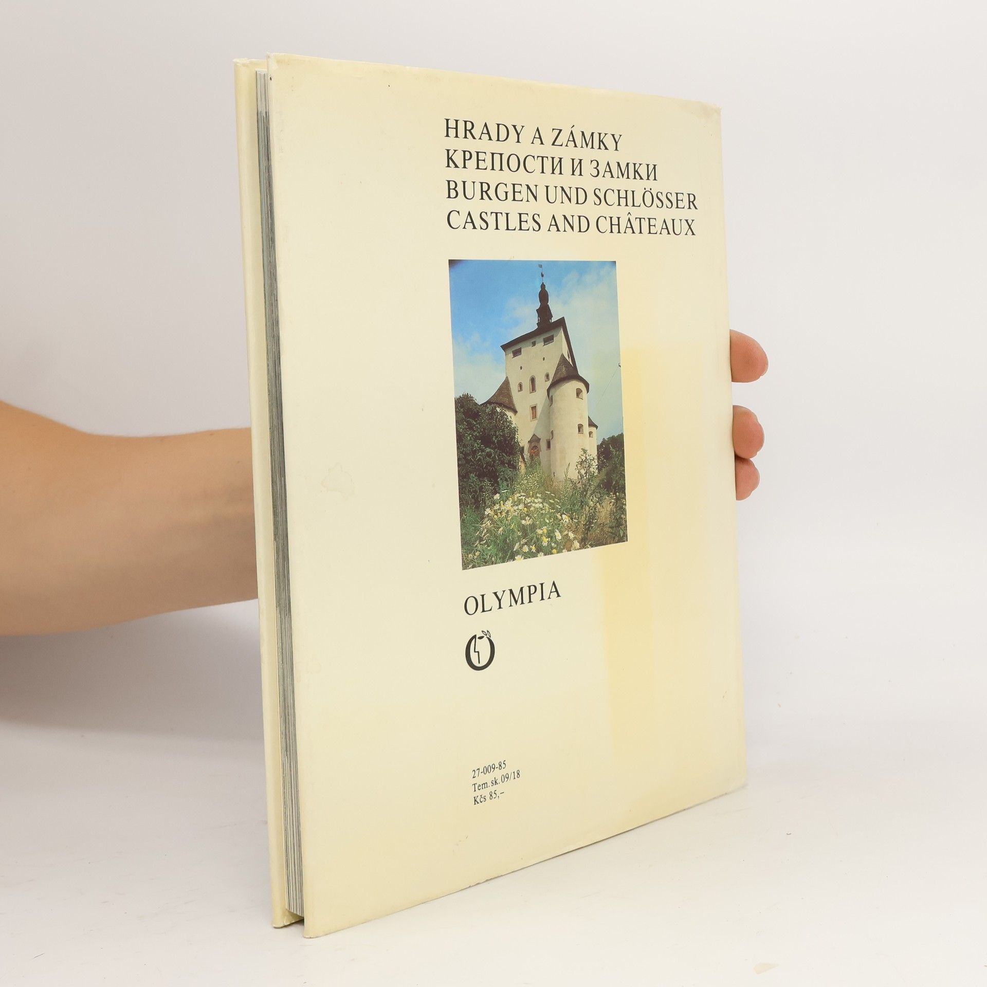 Various authors Hrady a zámky