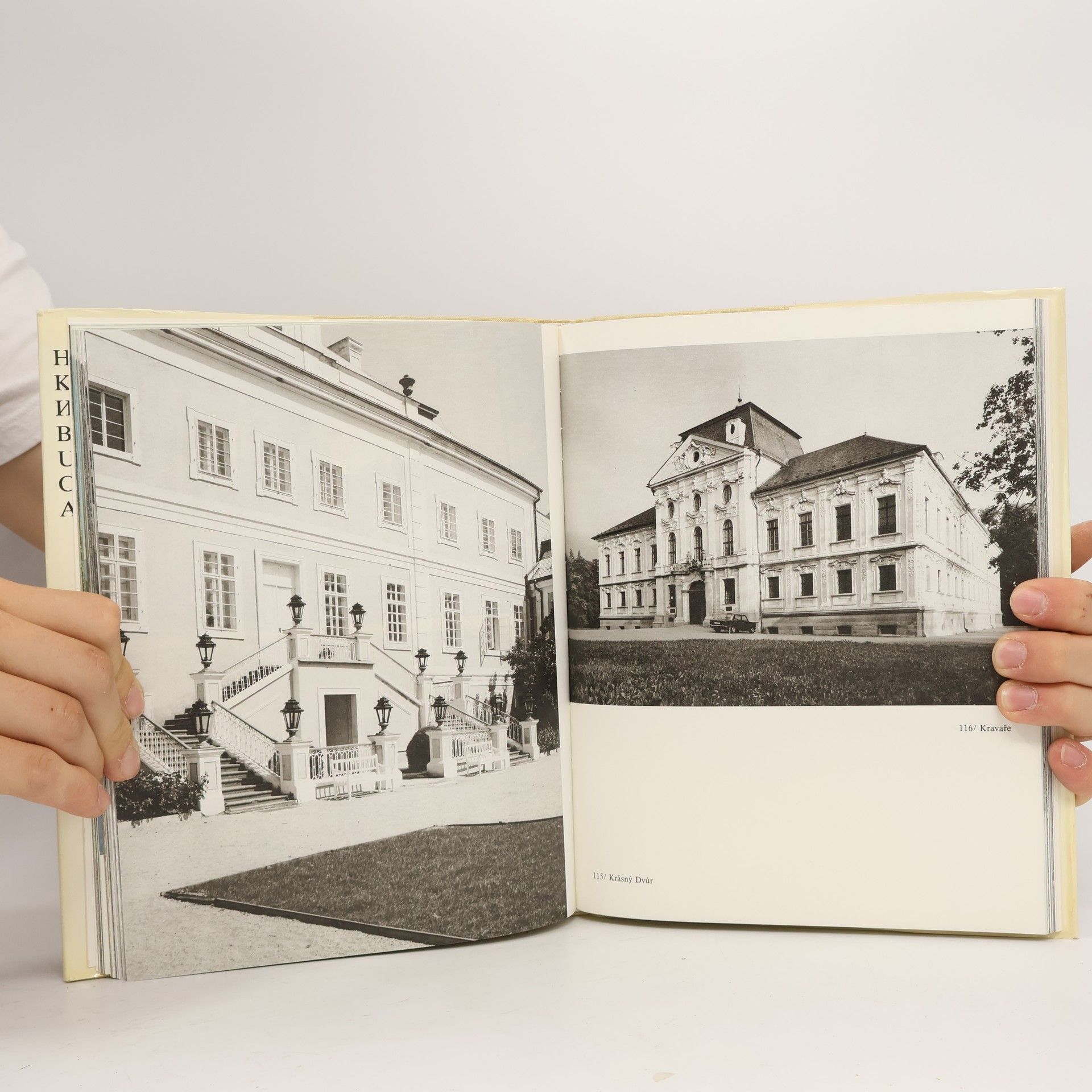 Various authors Hrady a zámky