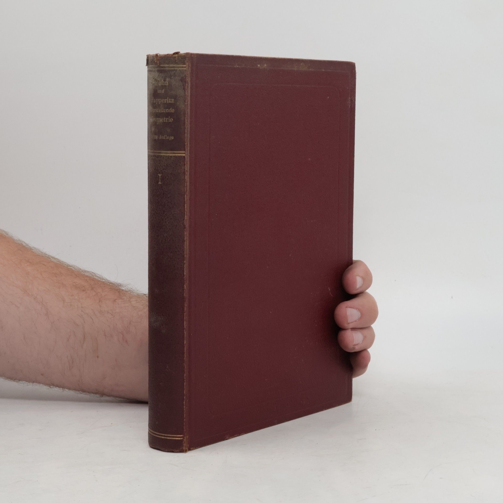Lehrbuch der darstellenden Geometrie I.