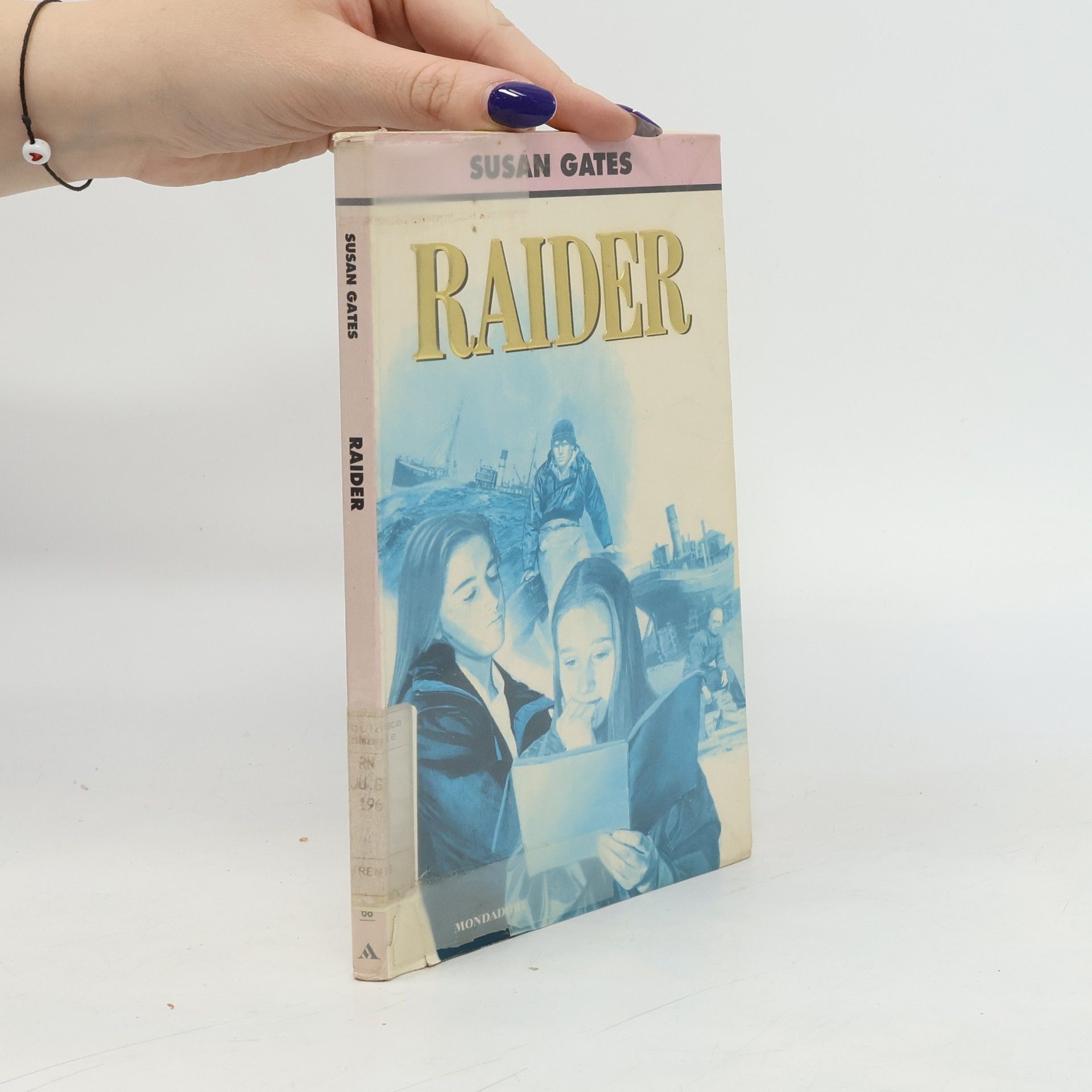 Susan Gates Gaia Junior: Raider