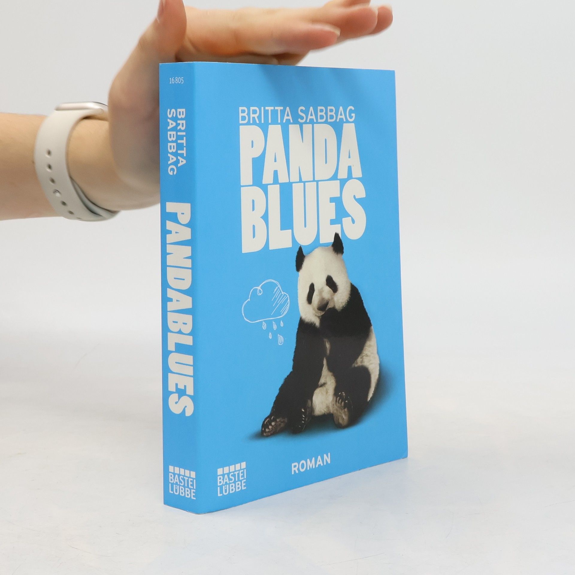 Britta Sabbag Pandablues