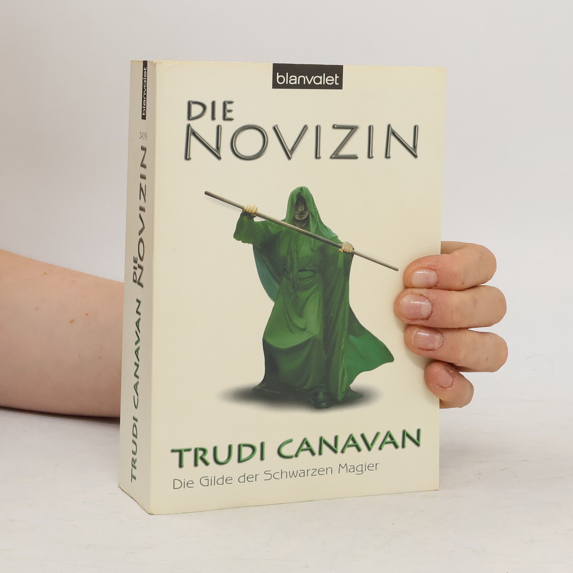 Trudi Canavan Die Novizin