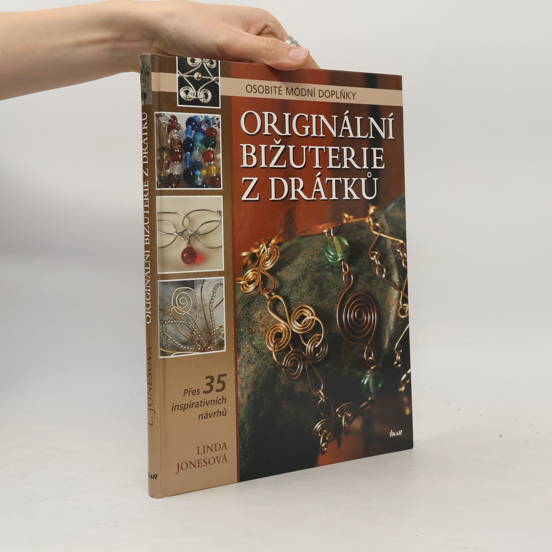 Linda Jones Originální bižuterie z drátků. Osobité módní doplňky