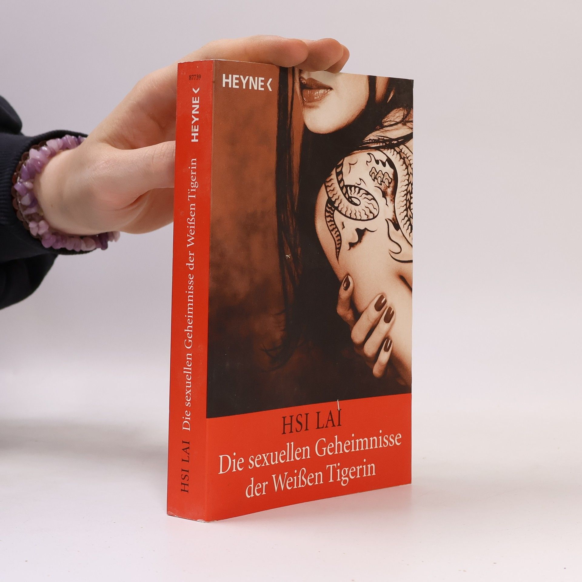 Die sexuellen Geheimnisse der weißen Tigerin