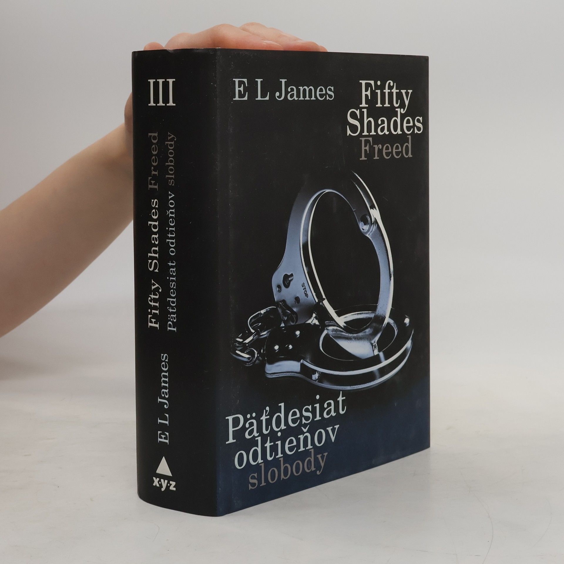 E. L. James Päťdesiat odtieňov slobody