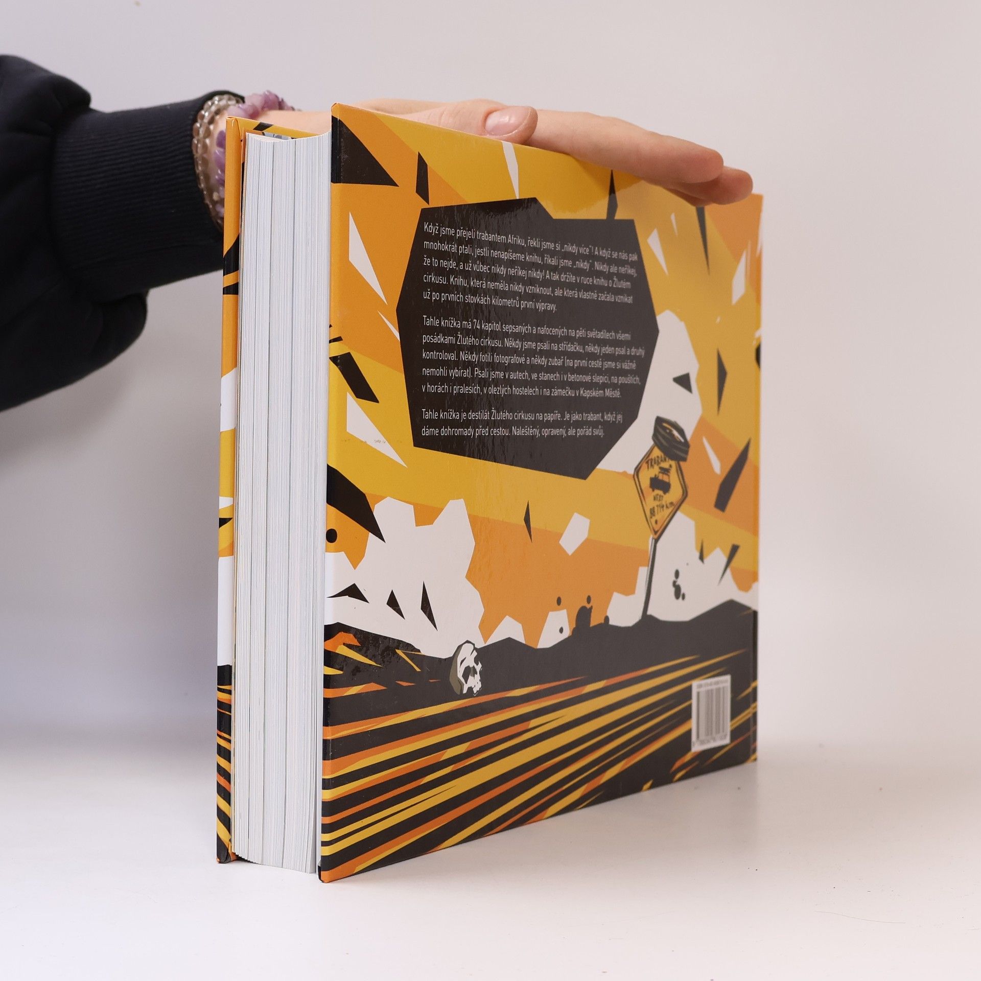 Kolektiv autorů Trabantem kolem světa - velký deník z cest
