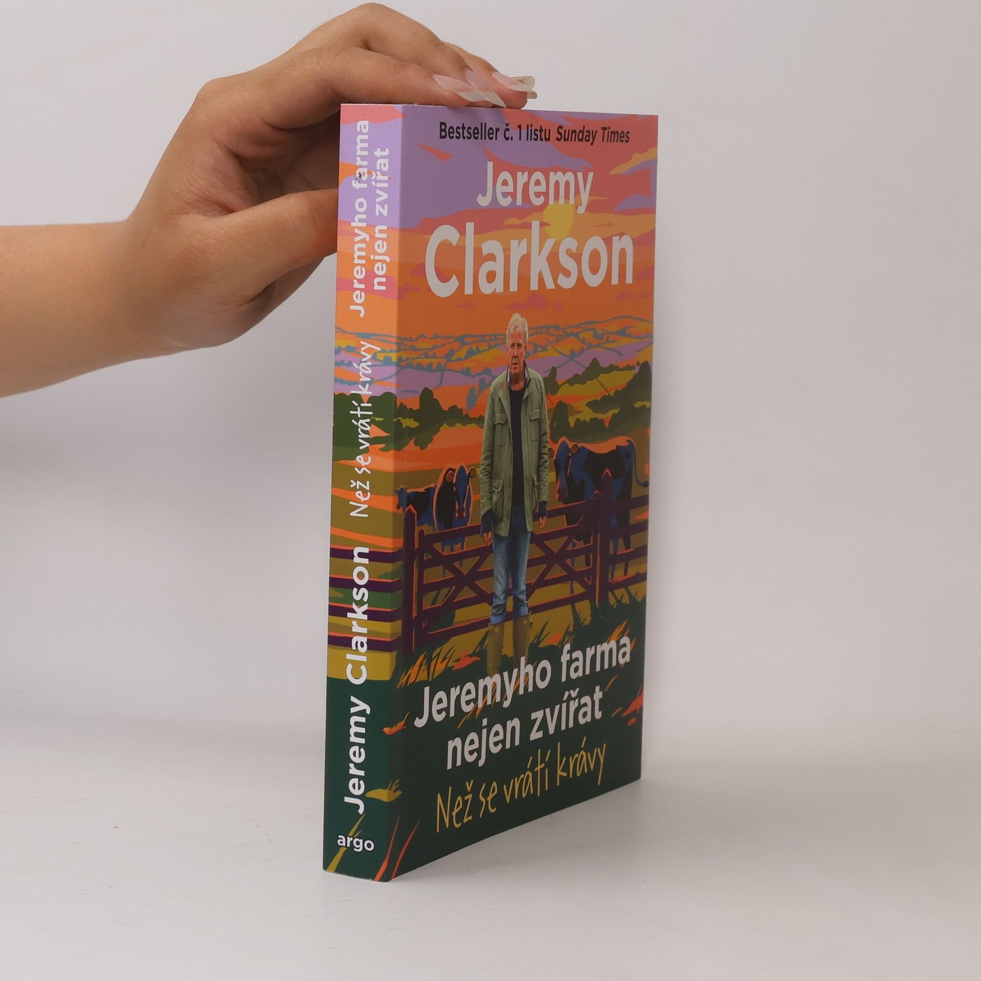Jeremy Clarkson Jeremyho farma nejen zvířat. Než se vrátí krávy