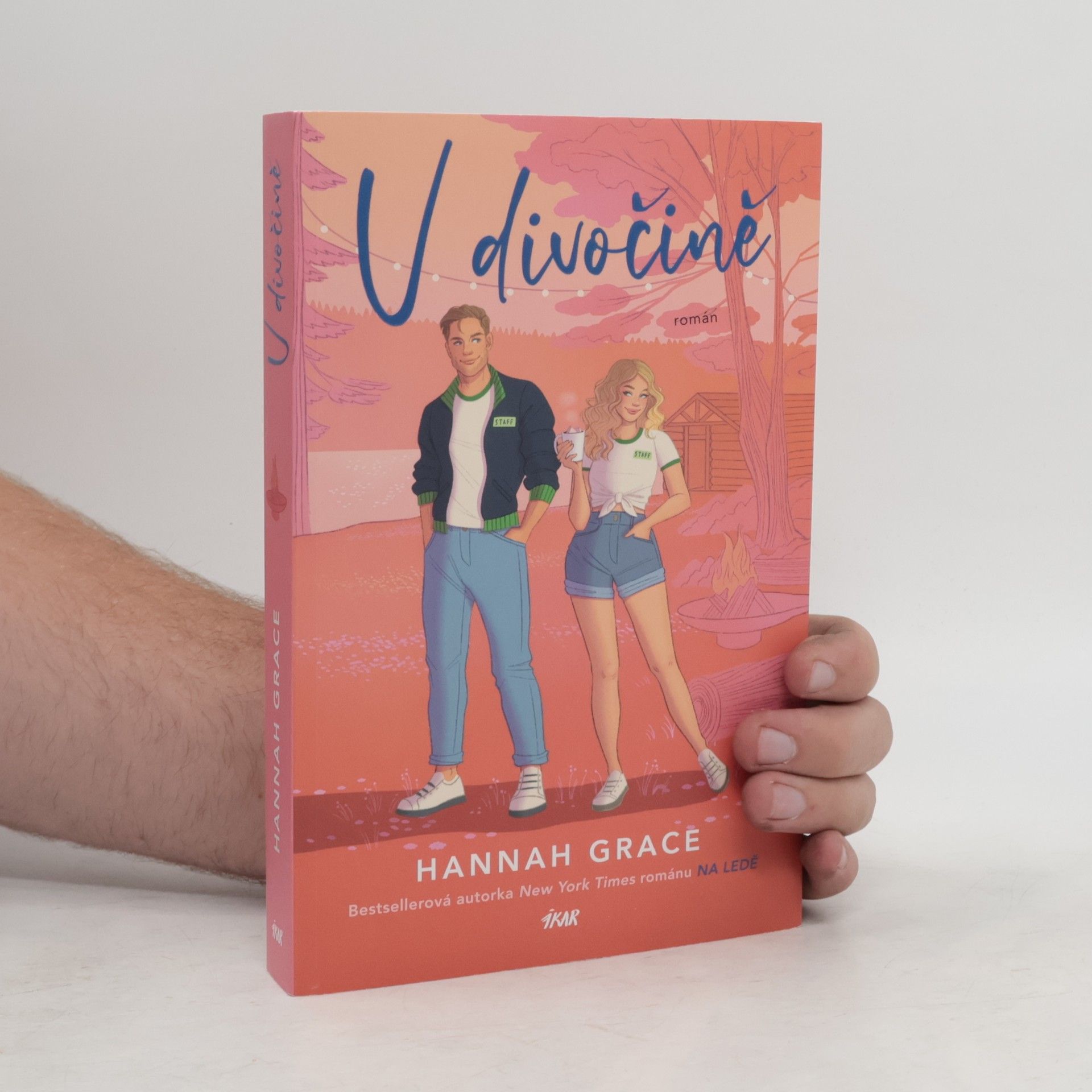 Hannah Grace V divočině