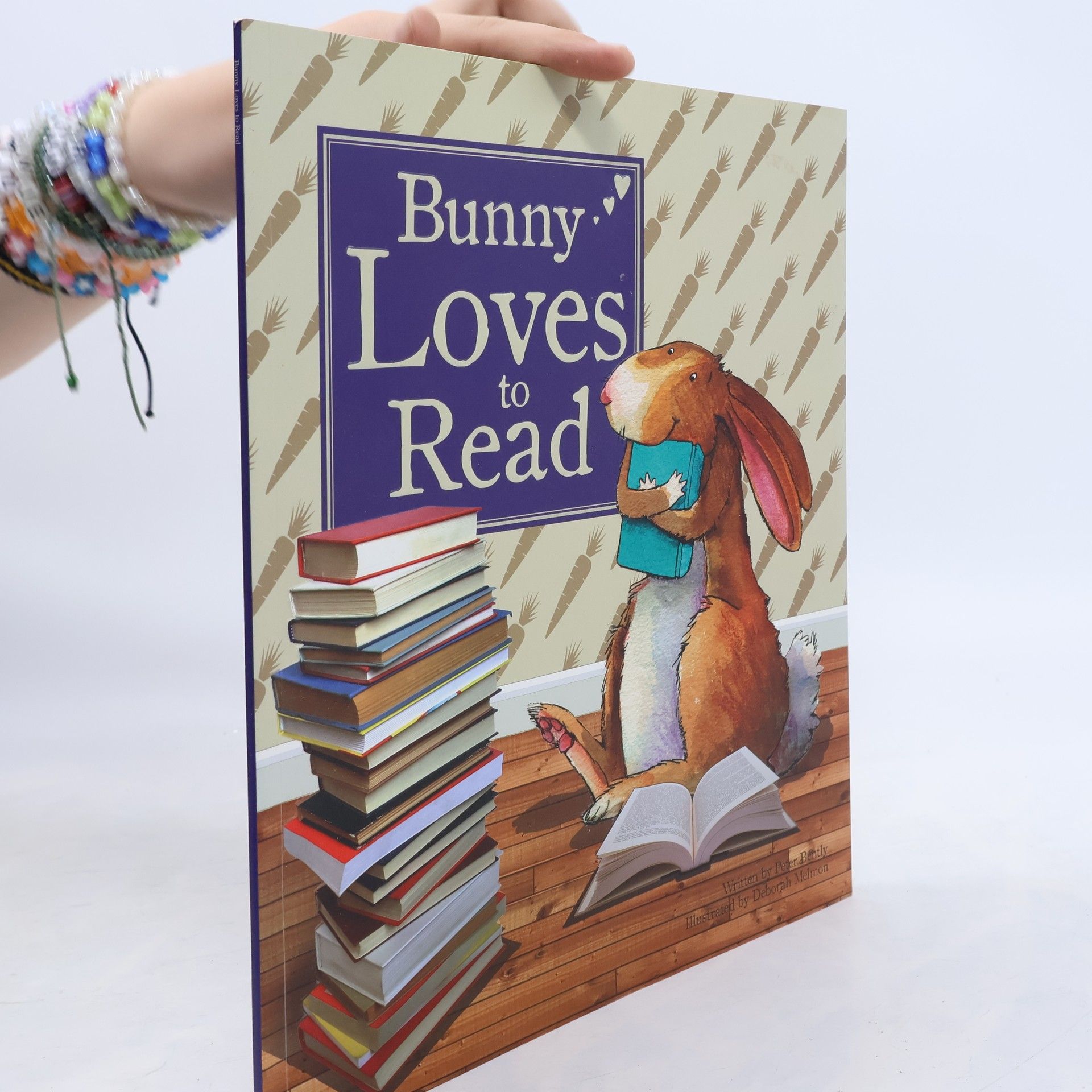 Deborah Melmon Bunny Loves to Read