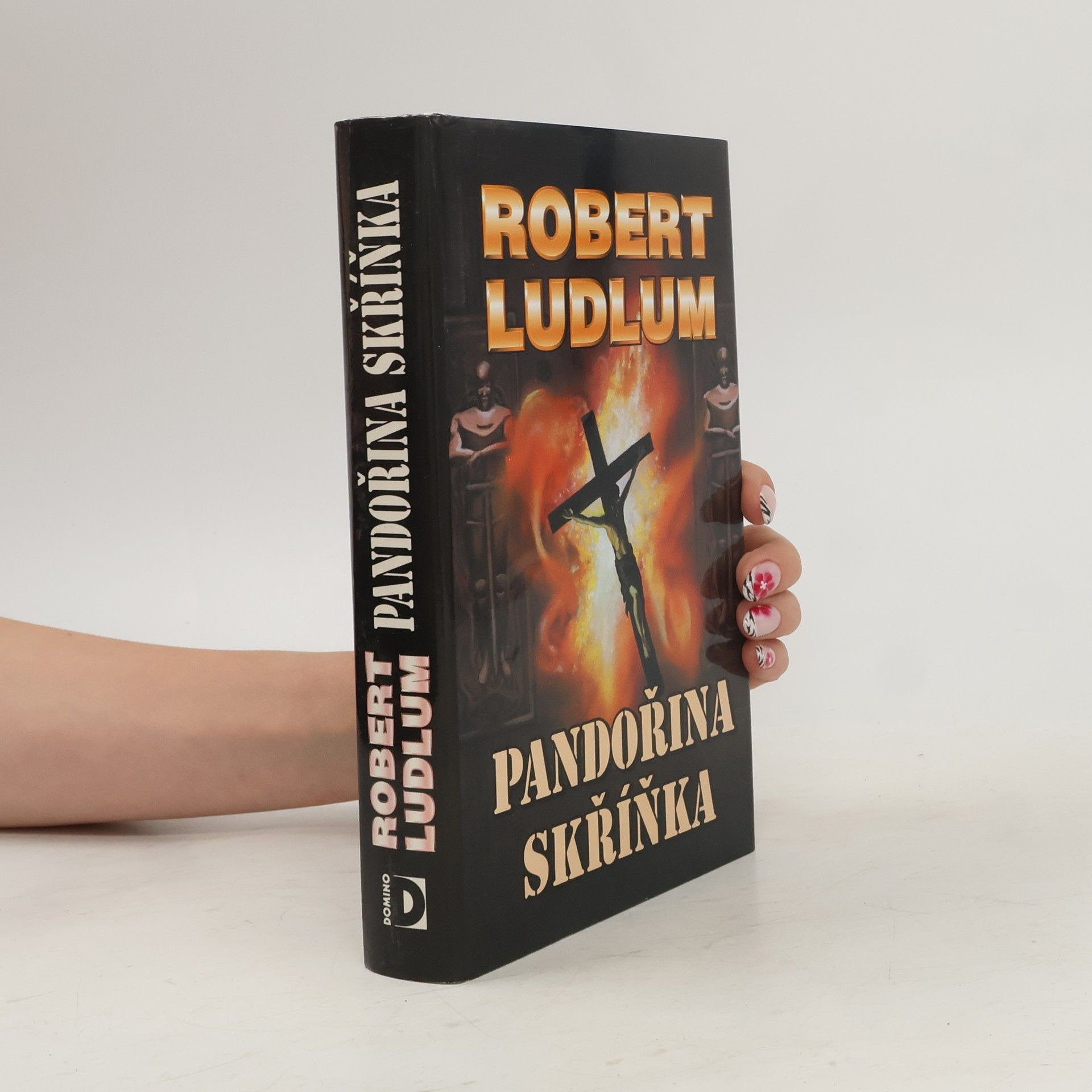 Robert Ludlum Pandořina skříňka