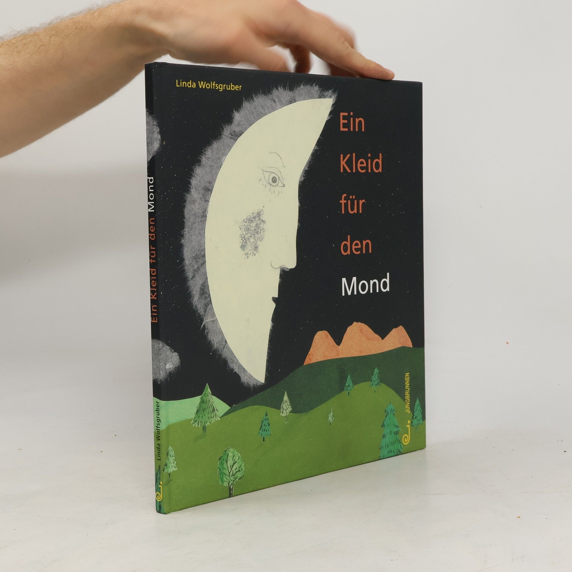 Ein Kleid für den Mond
