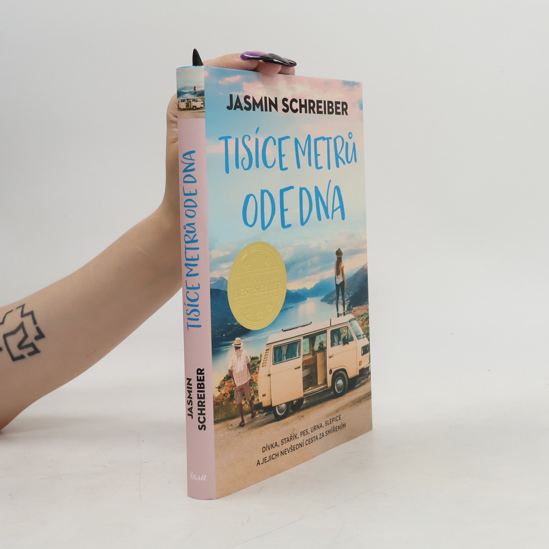 Jasmin Schreiber Tisíce metrů ode dna