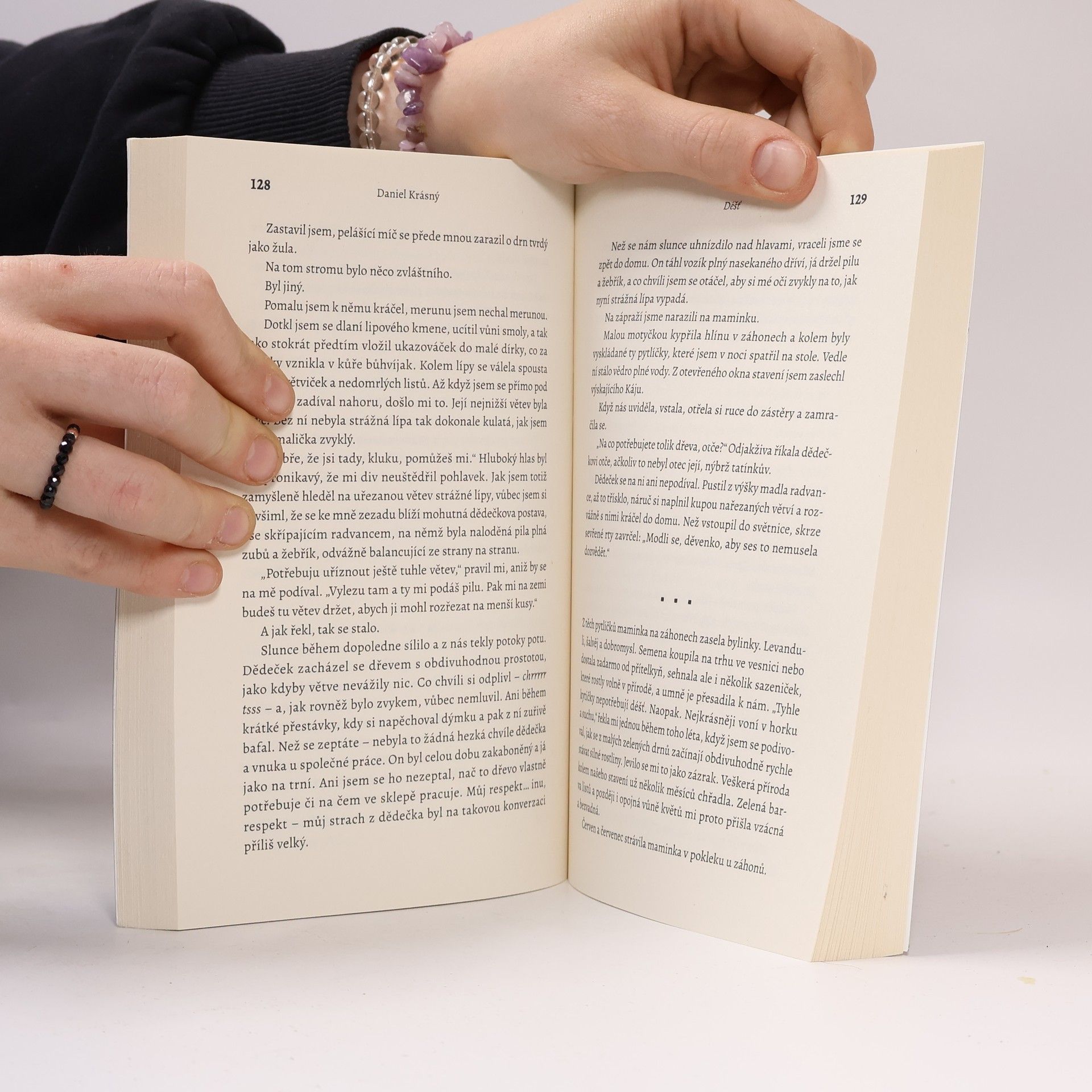 Various authors V hrůze a krvi zrozeni