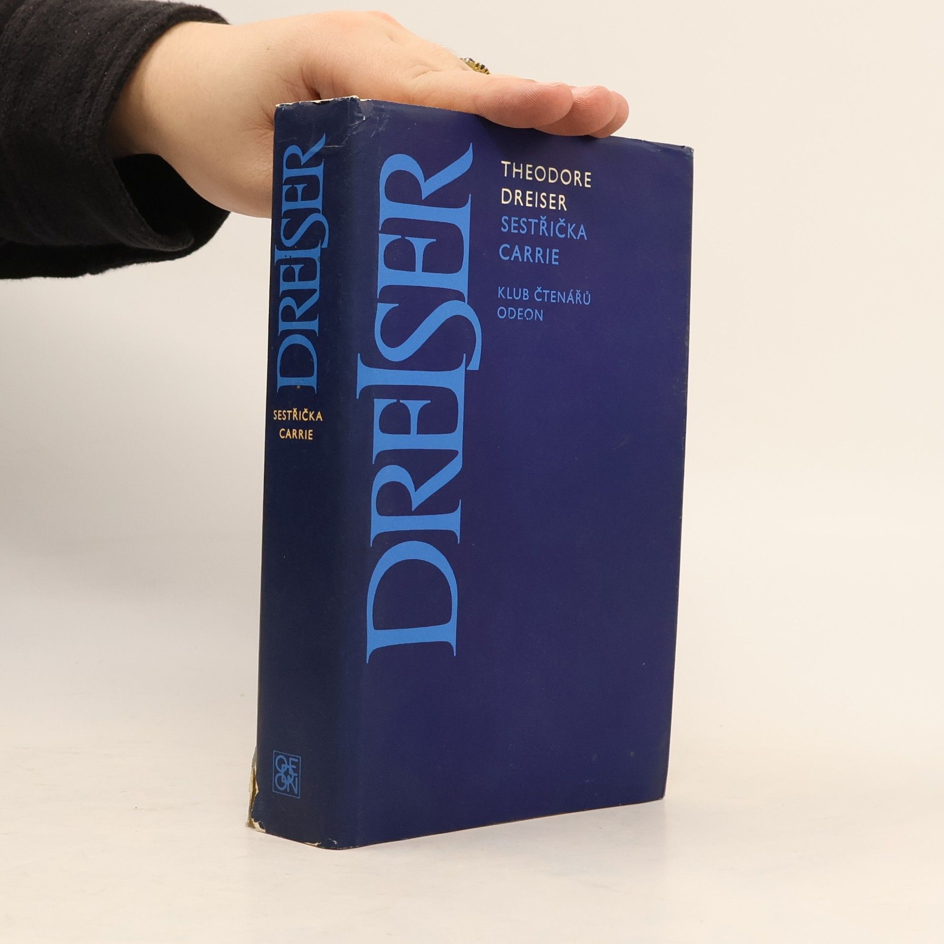 Theodore Dreiser Sestřička Carrie