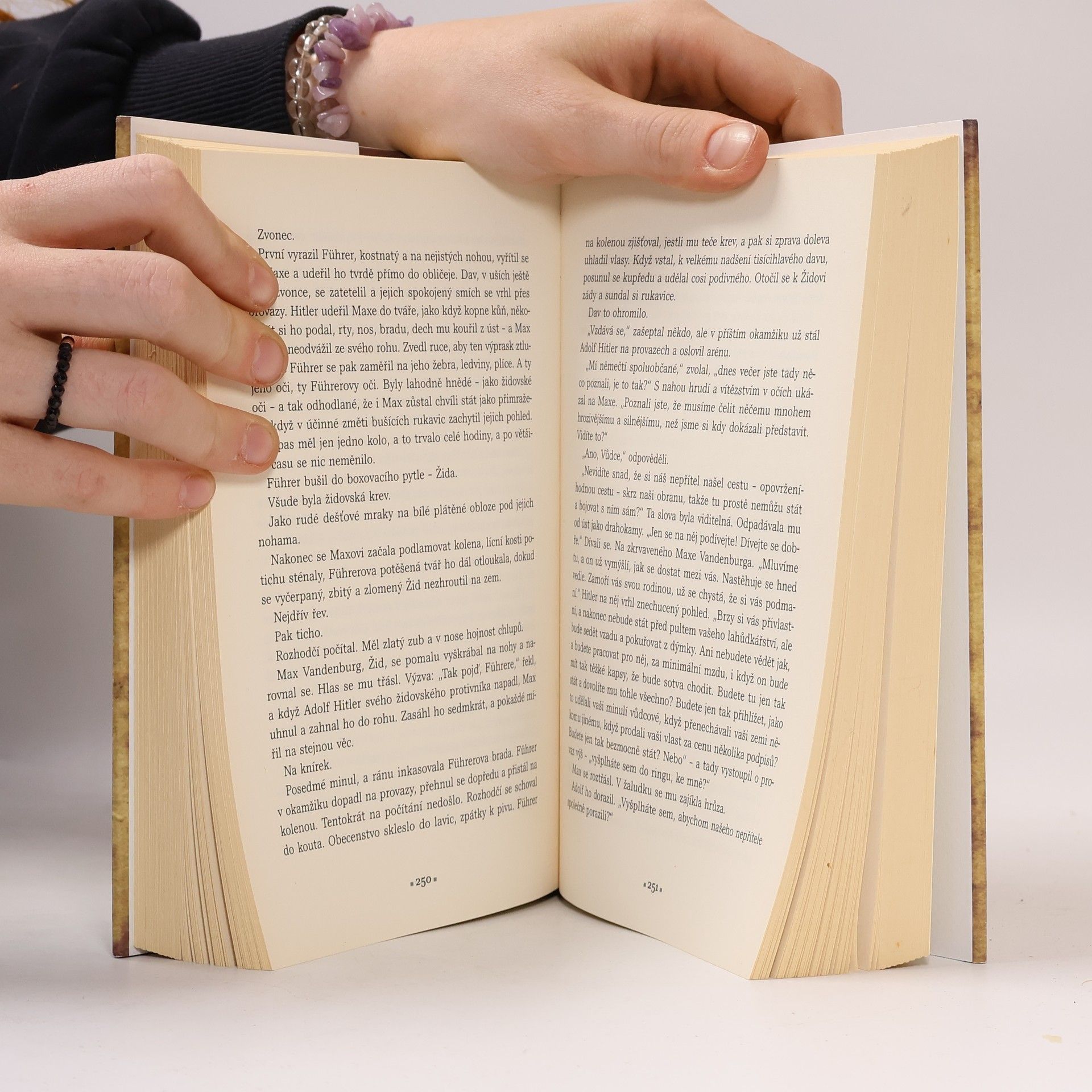 Markus Zusak Zlodějka knih