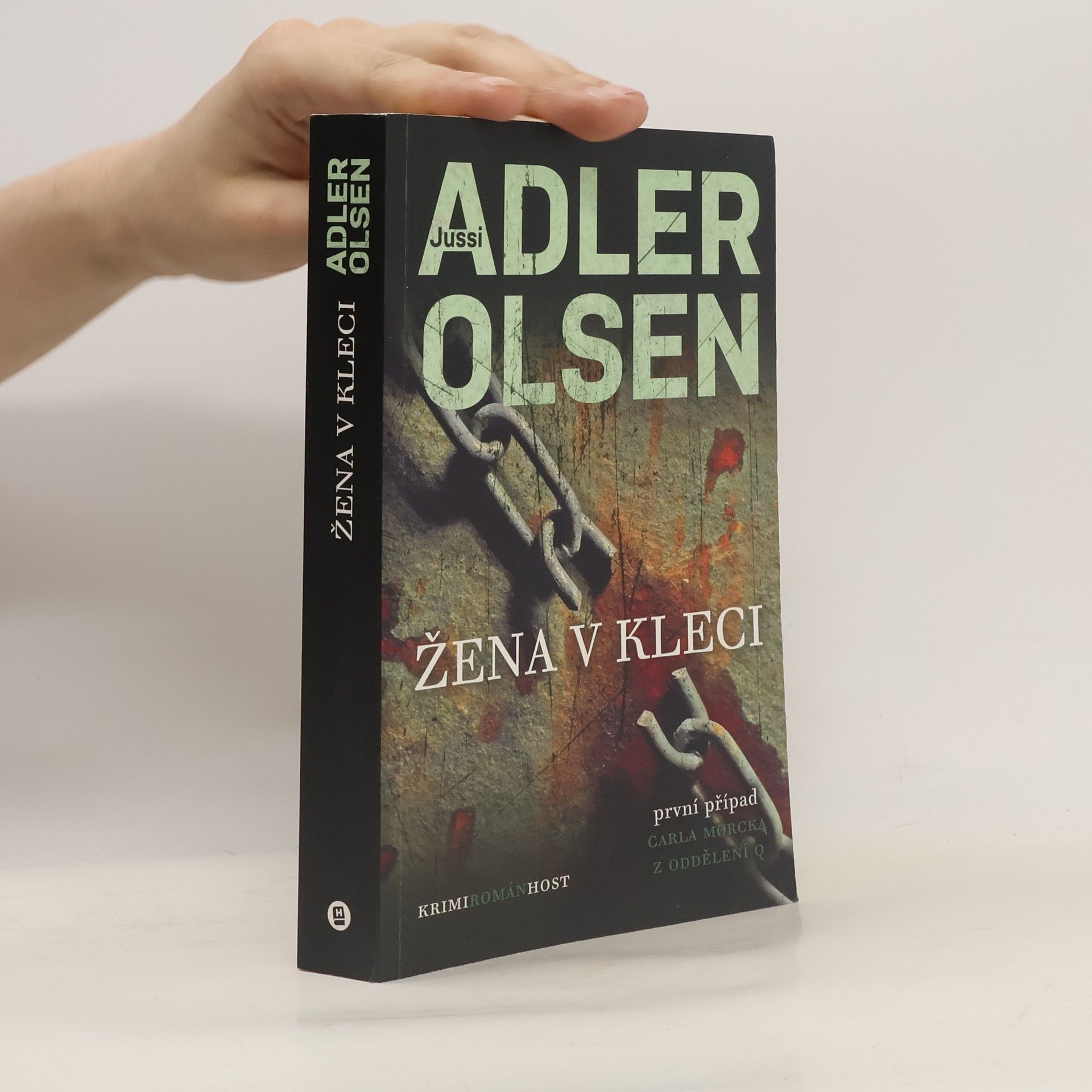 Žena v kleci