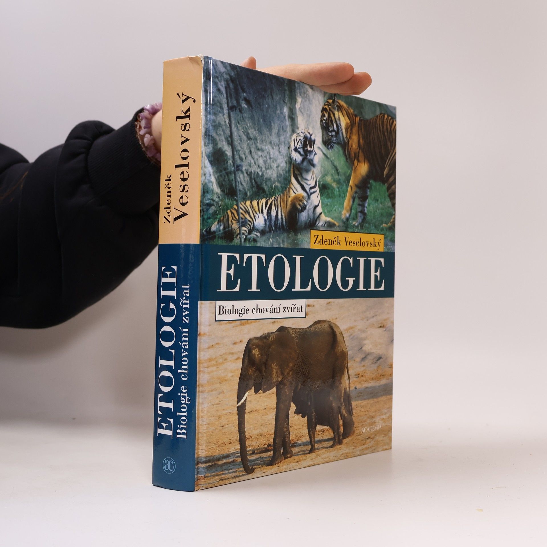 Zdeněk Veselovský Etologie : biologie chování zvířat
