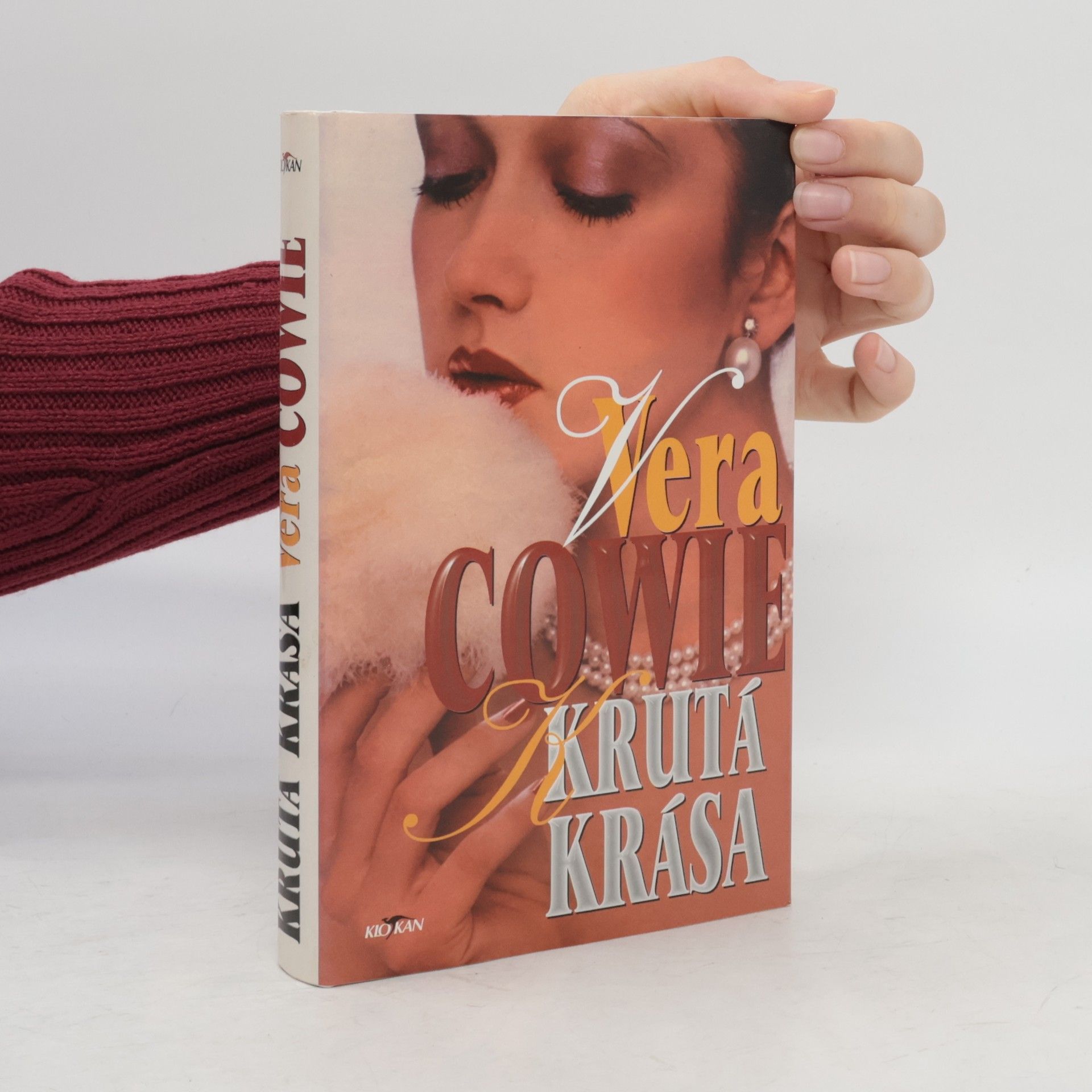 Vera Cowie Krutá krása