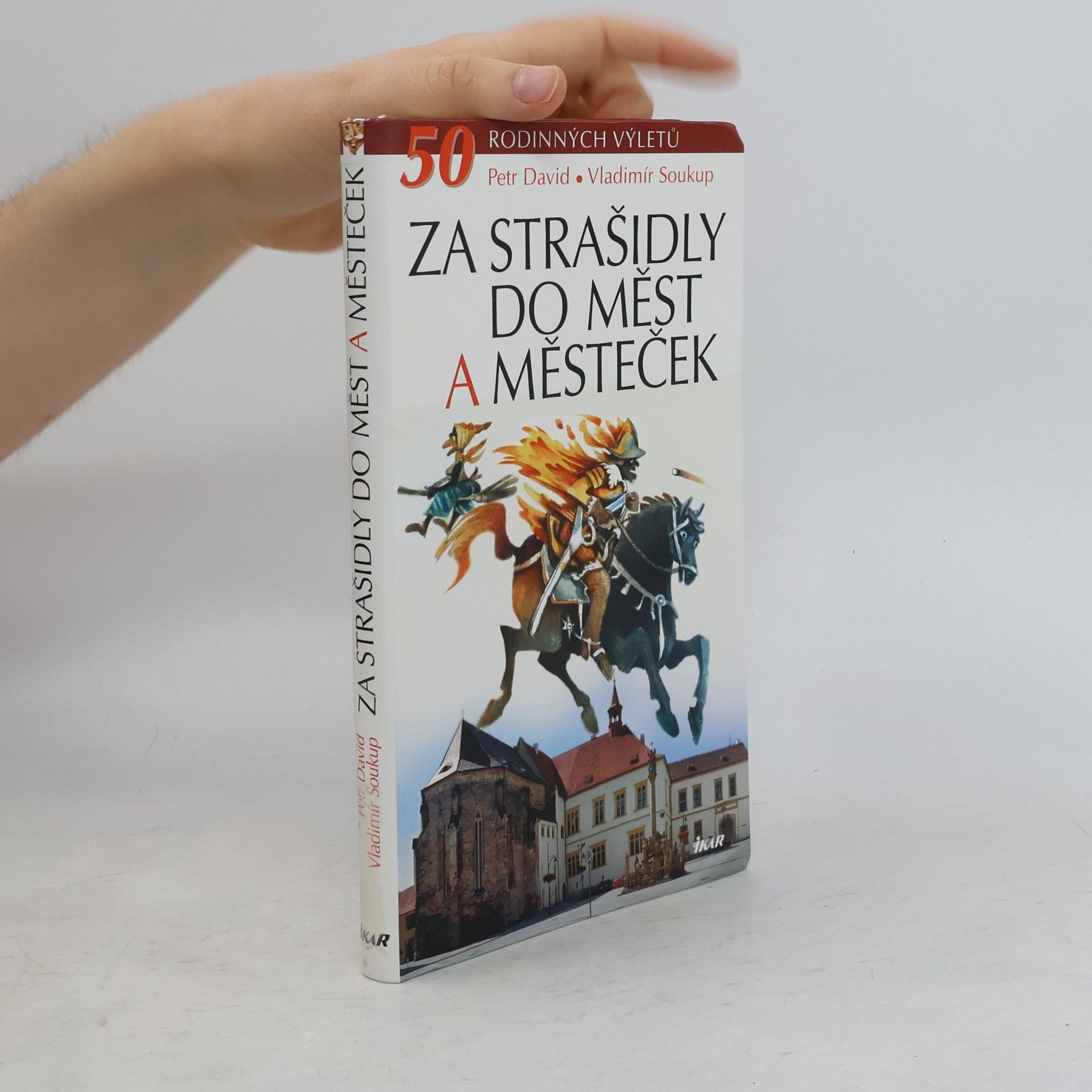 P. David Za strašidly do měst a městeček