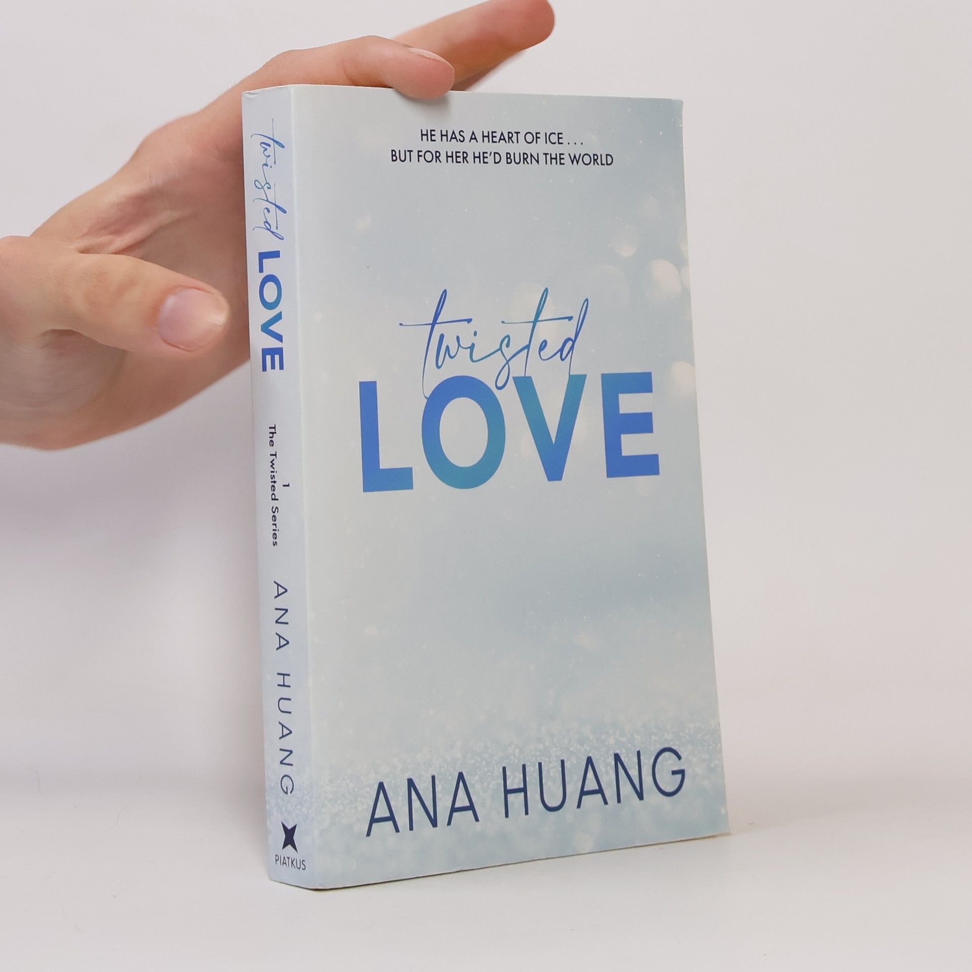 Ana Huang Twisted love. Twisted book one