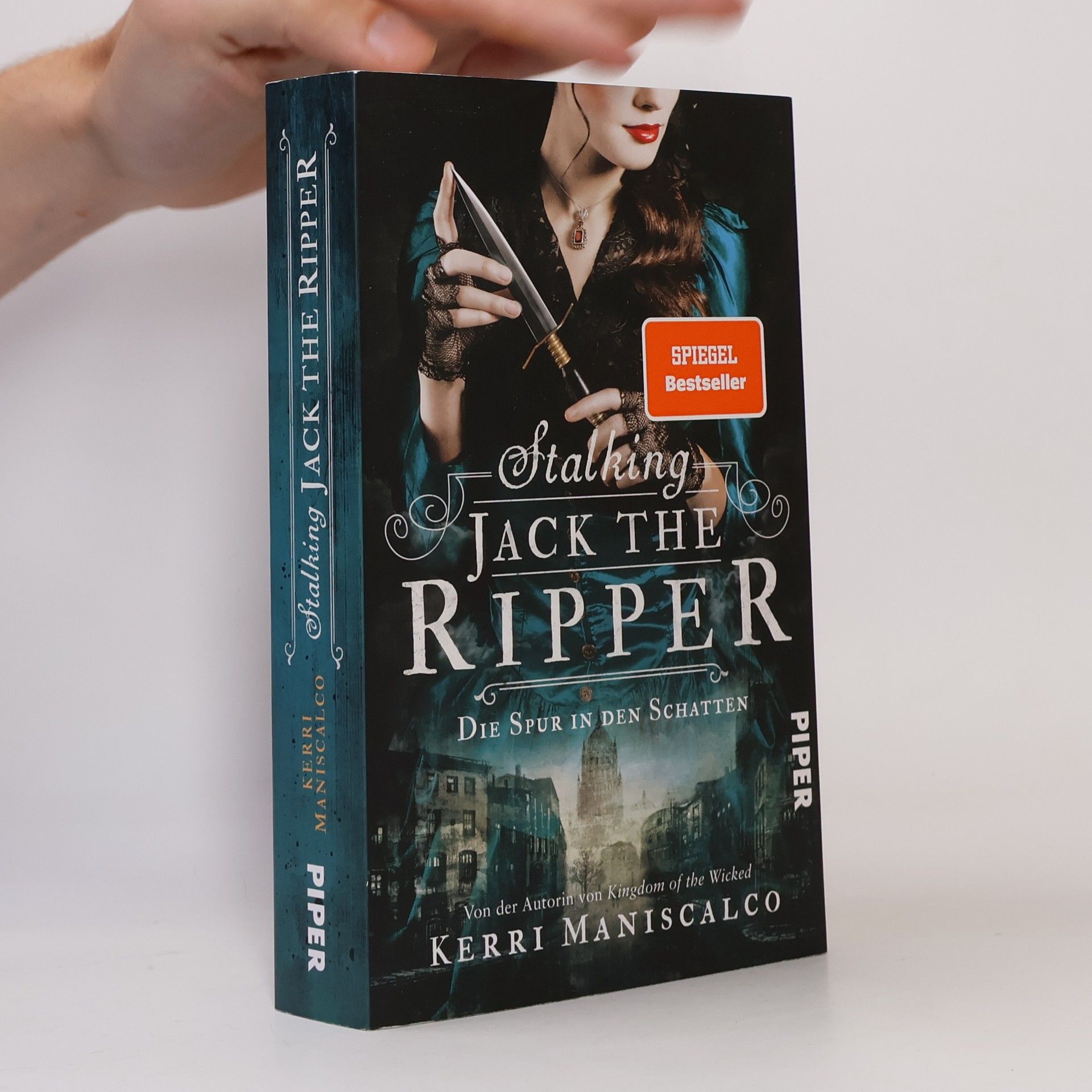Kerri Maniscalco Stalking Jack the Ripper