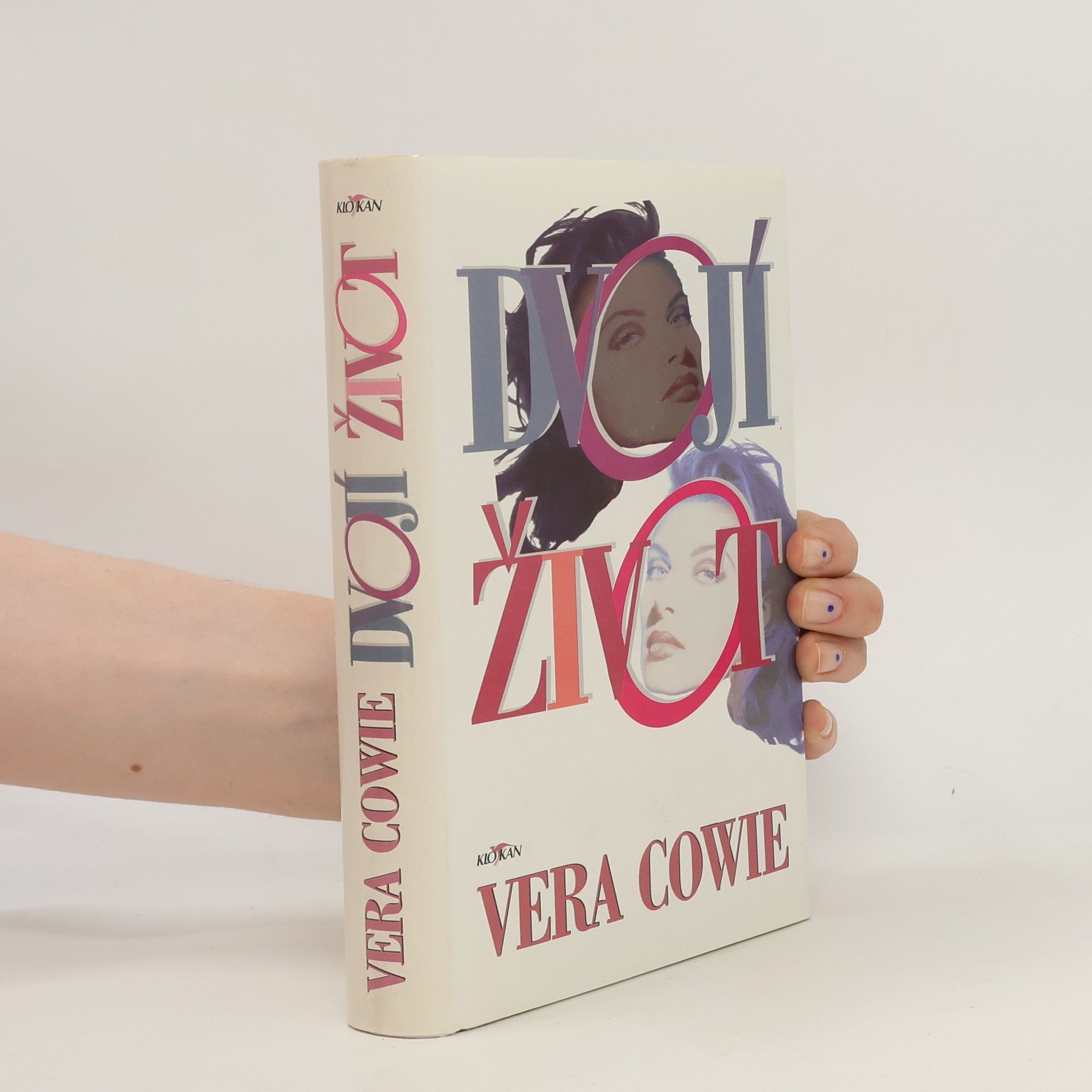 Vera Cowie Dvojí život