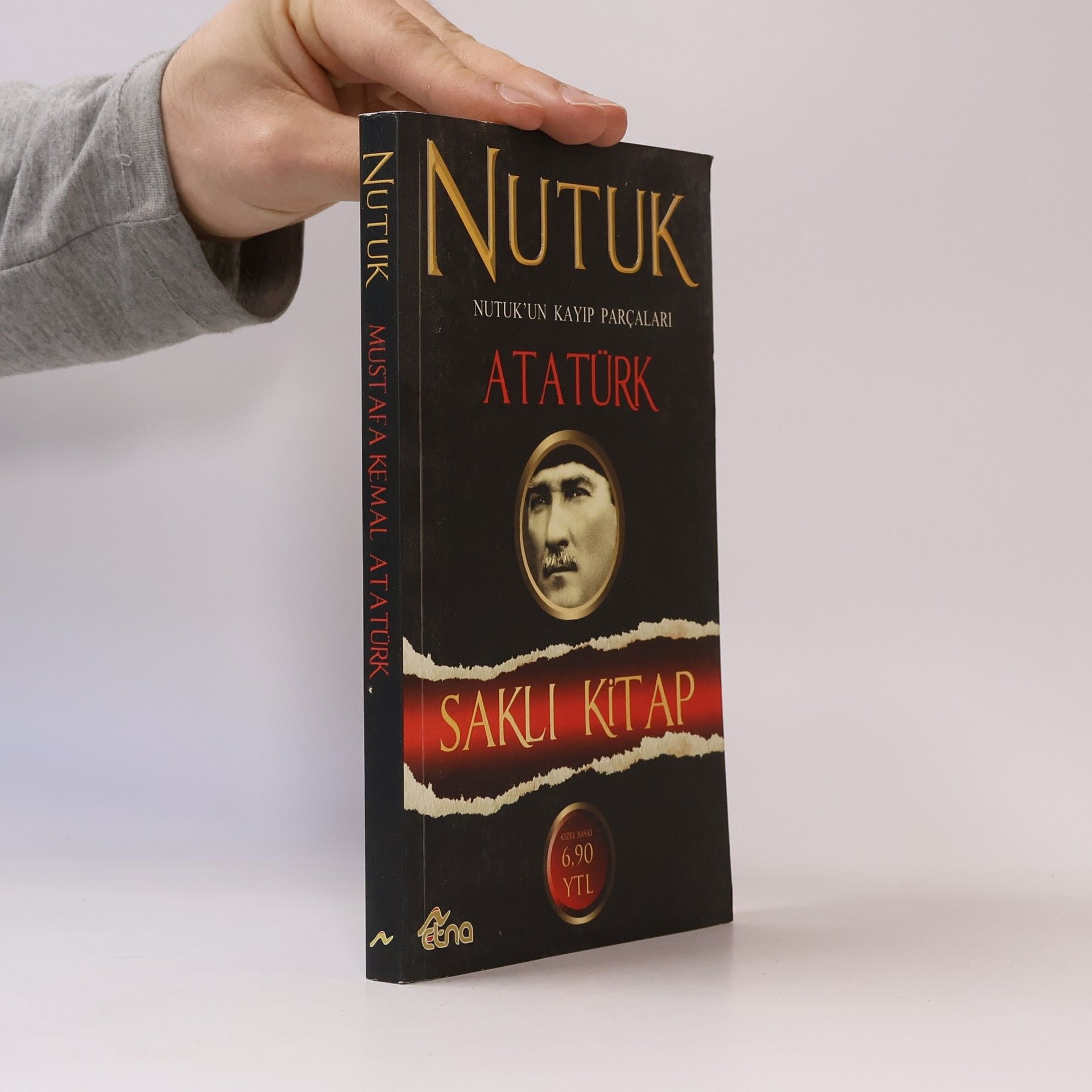 Kemal Atatürk Gizlenen kitap Nutuk